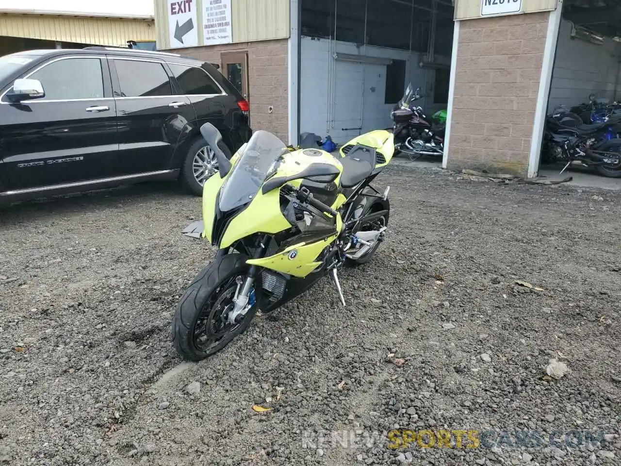 2 Photograph of a damaged car WB10E7300N6G22351 BMW M 1000 RR 2022