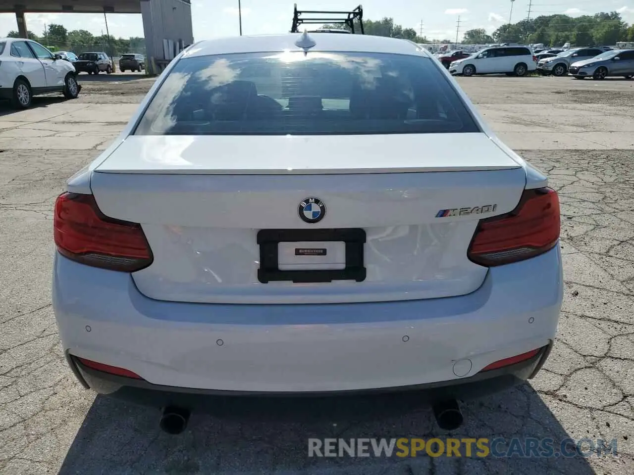 6 Photograph of a damaged car WBA2J5C55K7D26557 BMW M2 2019