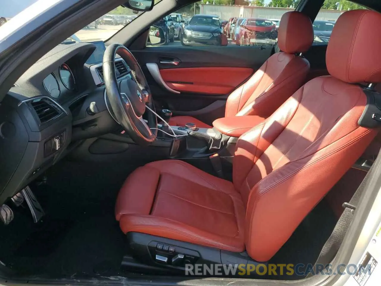 7 Photograph of a damaged car WBA2J5C55K7D26557 BMW M2 2019