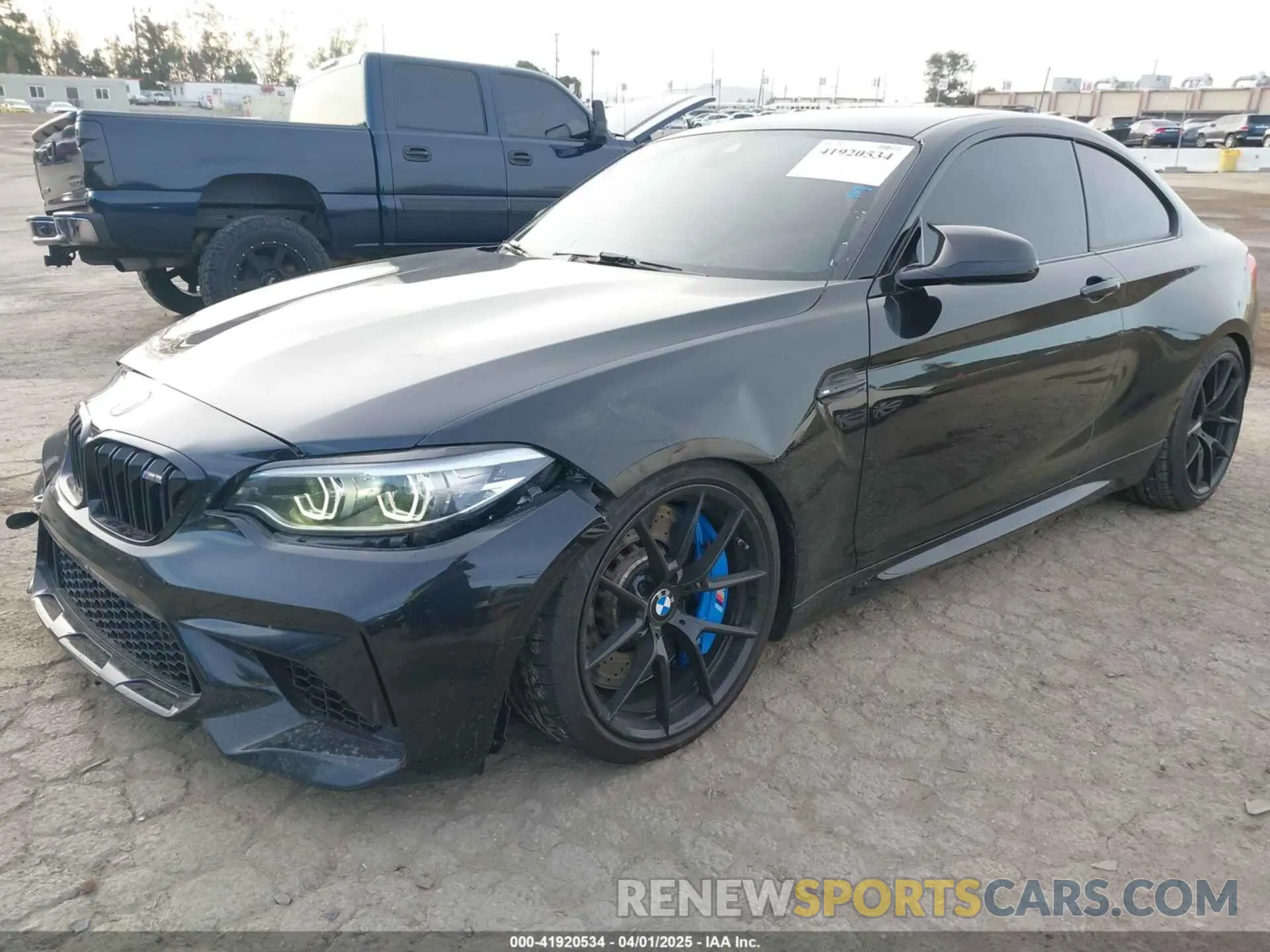2 Photograph of a damaged car WBS2U7C53K7D29214 BMW M2 2019