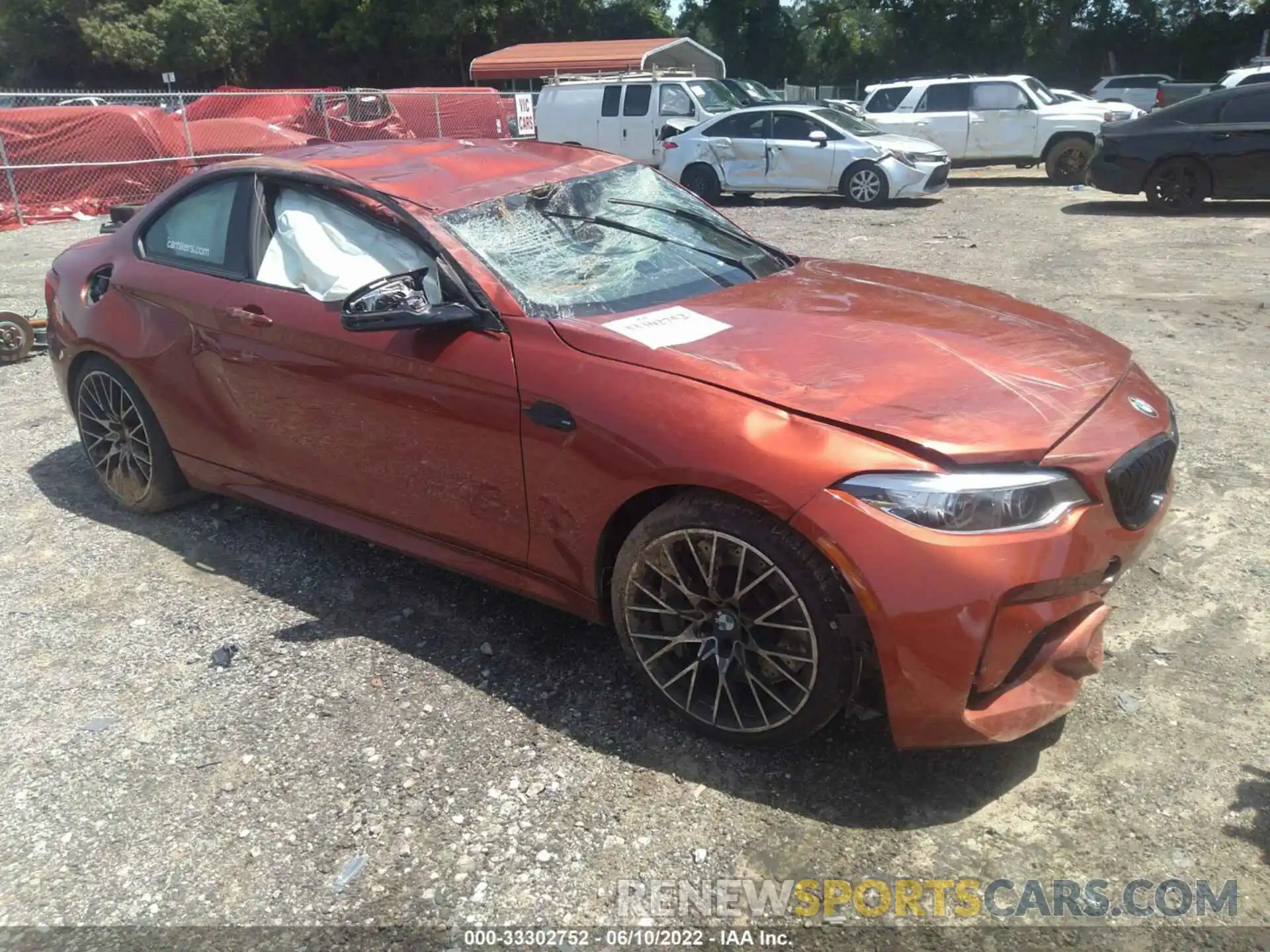 1 Photograph of a damaged car WBS2U7C53K7D42562 BMW M2 2019