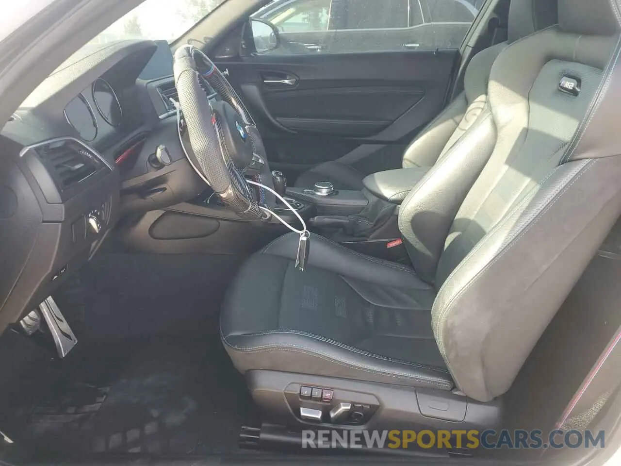 7 Photograph of a damaged car WBS2U7C54K7D32476 BMW M2 2019