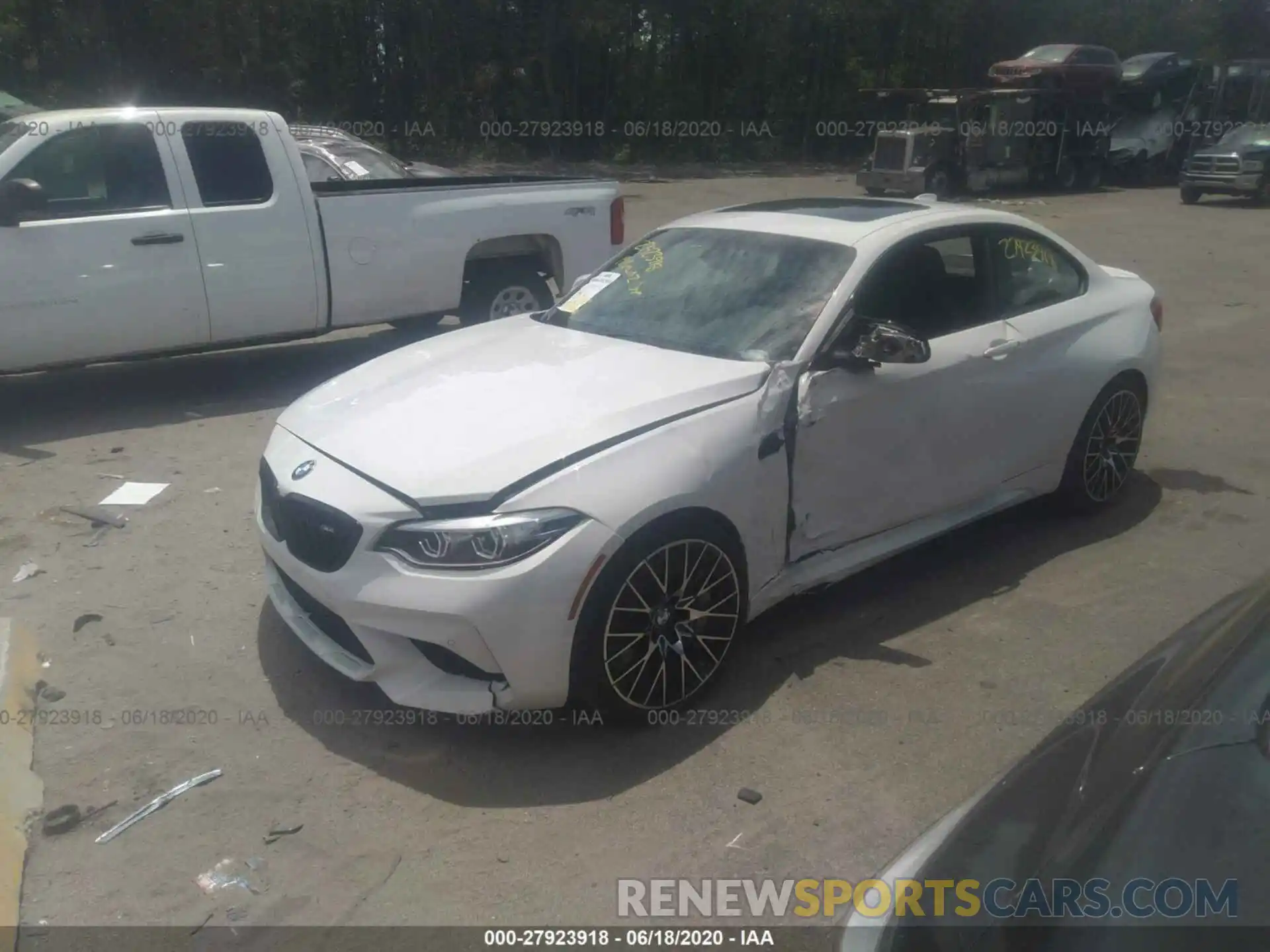 2 Photograph of a damaged car WBS2U7C55KVB09181 BMW M2 2019