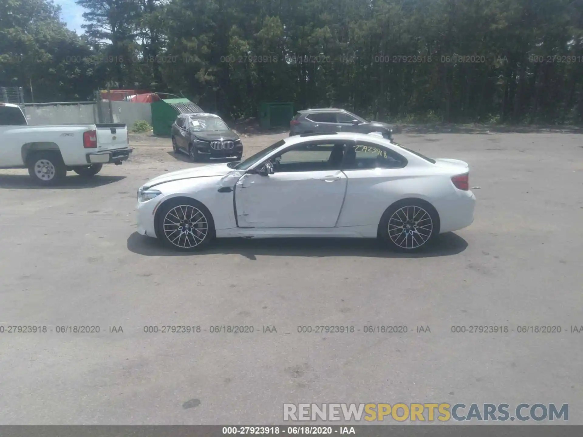 6 Photograph of a damaged car WBS2U7C55KVB09181 BMW M2 2019