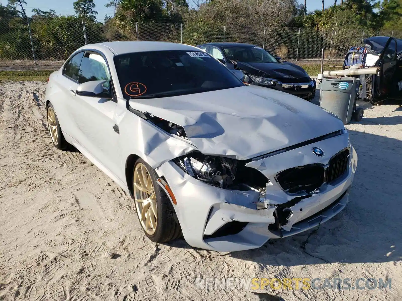 1 Photograph of a damaged car WBS2U7C56K7D14318 BMW M2 2019