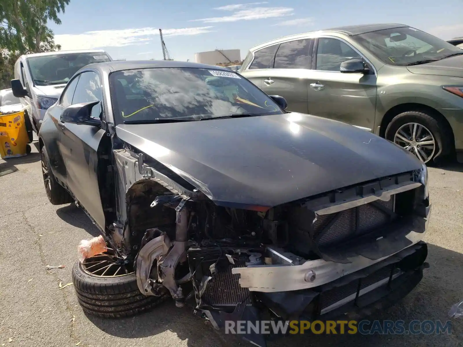 1 Photograph of a damaged car WBS2U7C56KVJ07775 BMW M2 2019