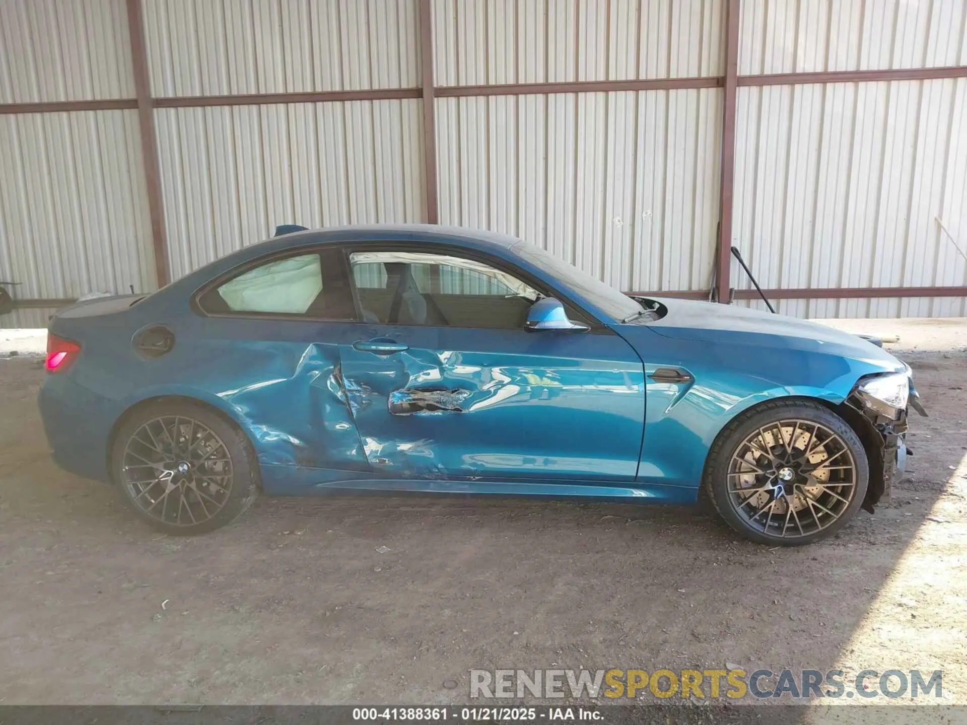 13 Photograph of a damaged car WBS2U7C58KVJ07650 BMW M2 2019