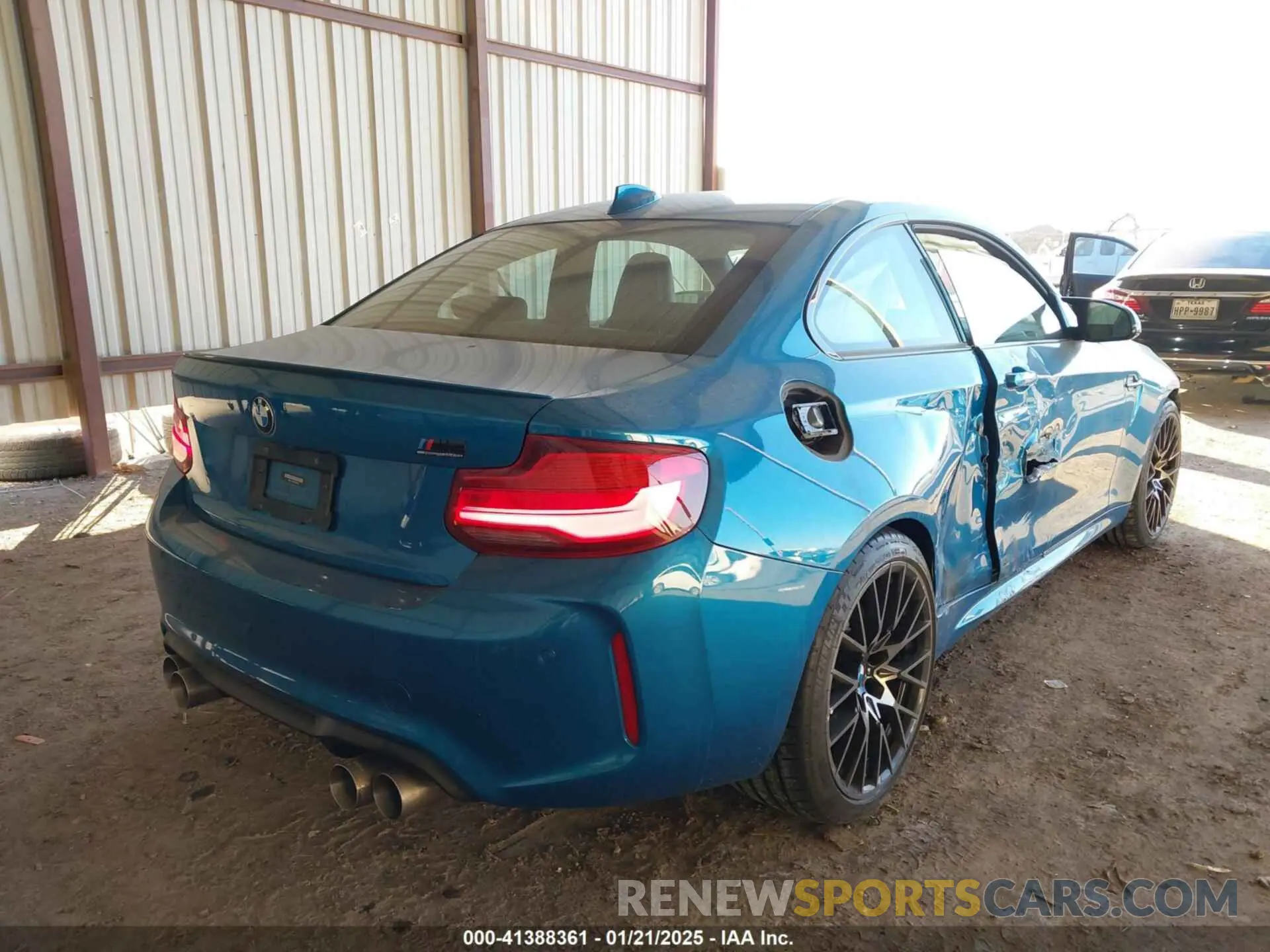 4 Photograph of a damaged car WBS2U7C58KVJ07650 BMW M2 2019