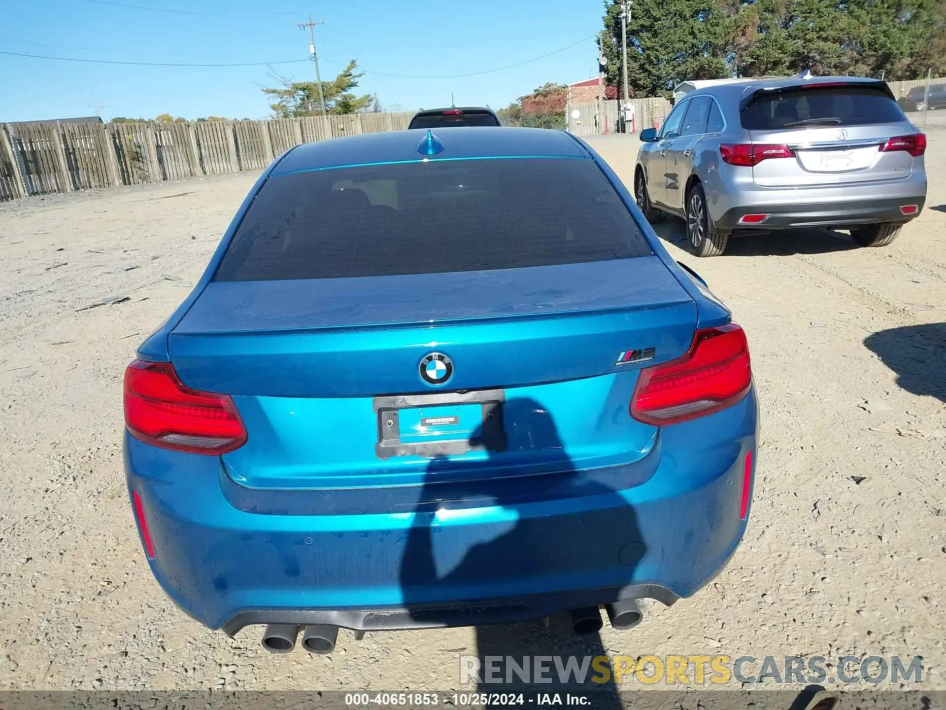 17 Photograph of a damaged car WBS2U7C5XK7D06755 BMW M2 2019