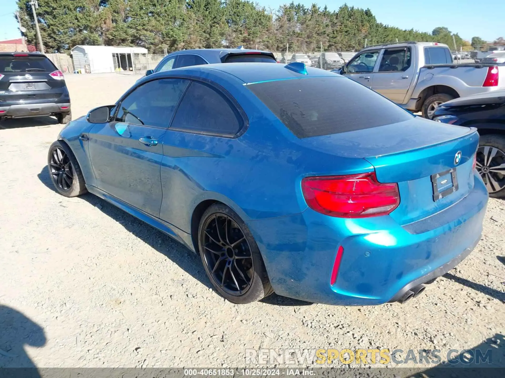3 Photograph of a damaged car WBS2U7C5XK7D06755 BMW M2 2019