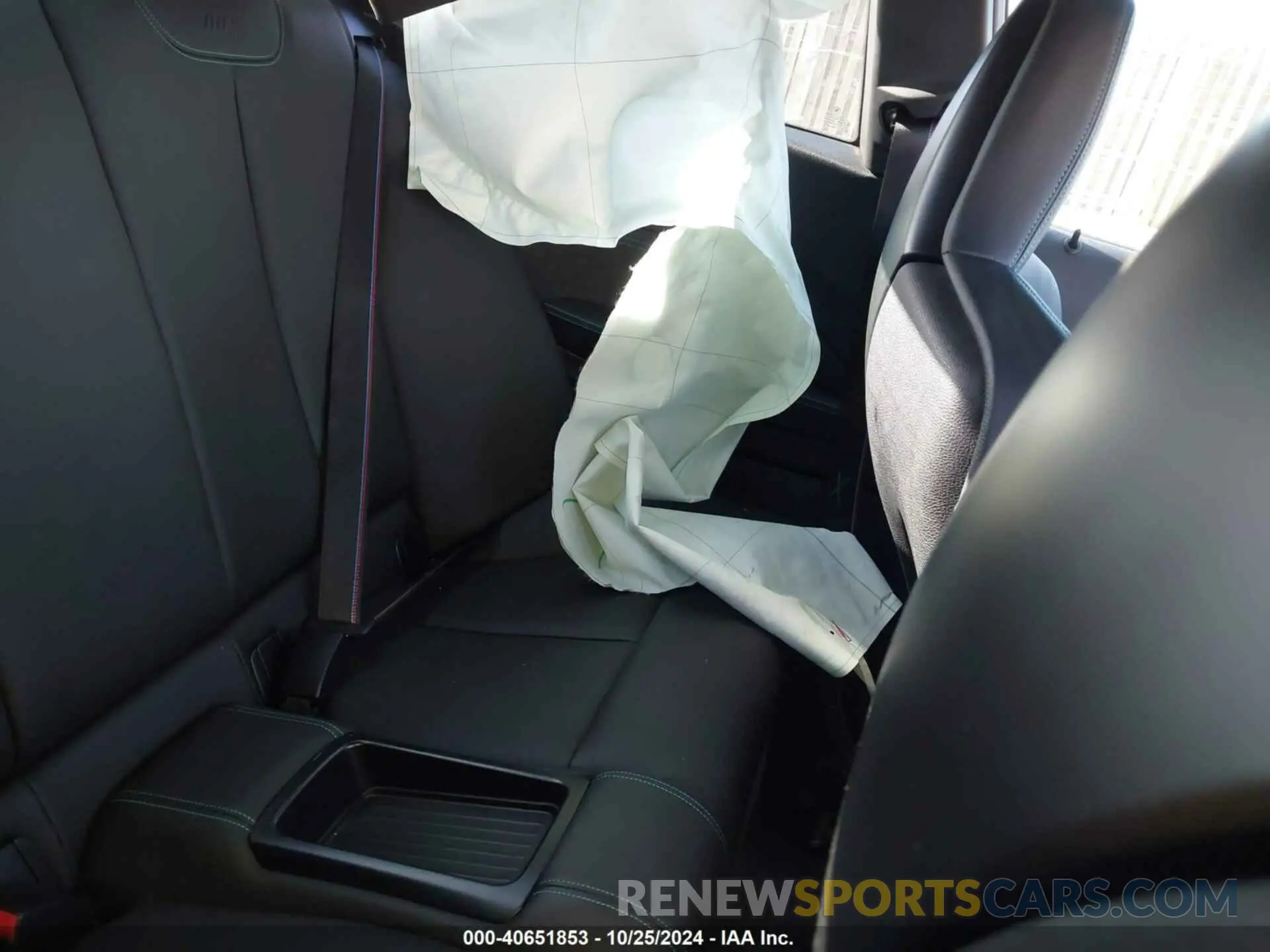 8 Photograph of a damaged car WBS2U7C5XK7D06755 BMW M2 2019