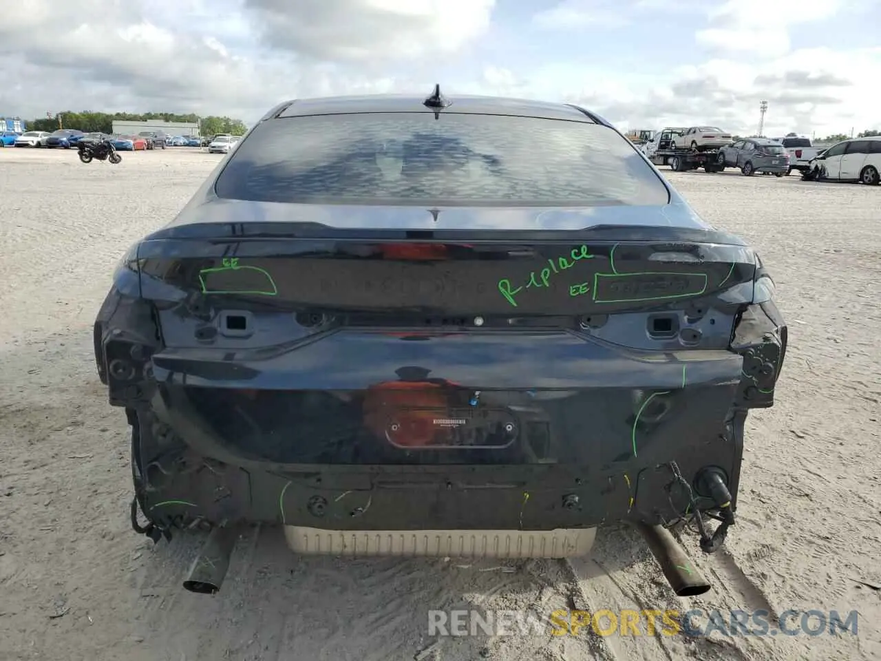 6 Photograph of a damaged car WBA13AL02L7G22964 BMW M2 2020