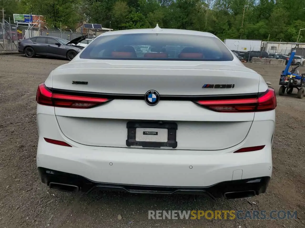 6 Photograph of a damaged car WBA13AL03L7F88520 BMW M2 2020