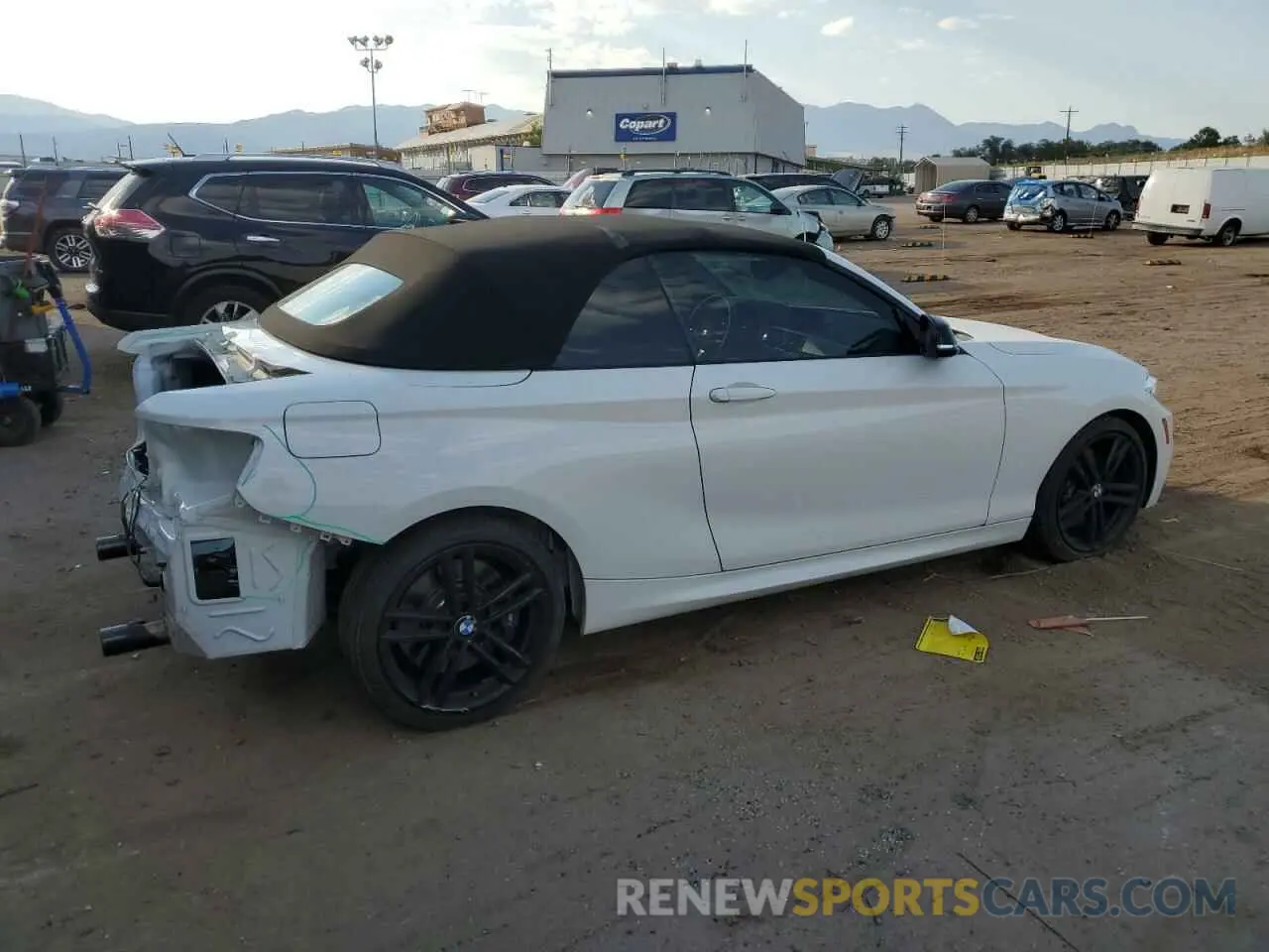 3 Photograph of a damaged car WBA2N3C00L7E38388 BMW M2 2020