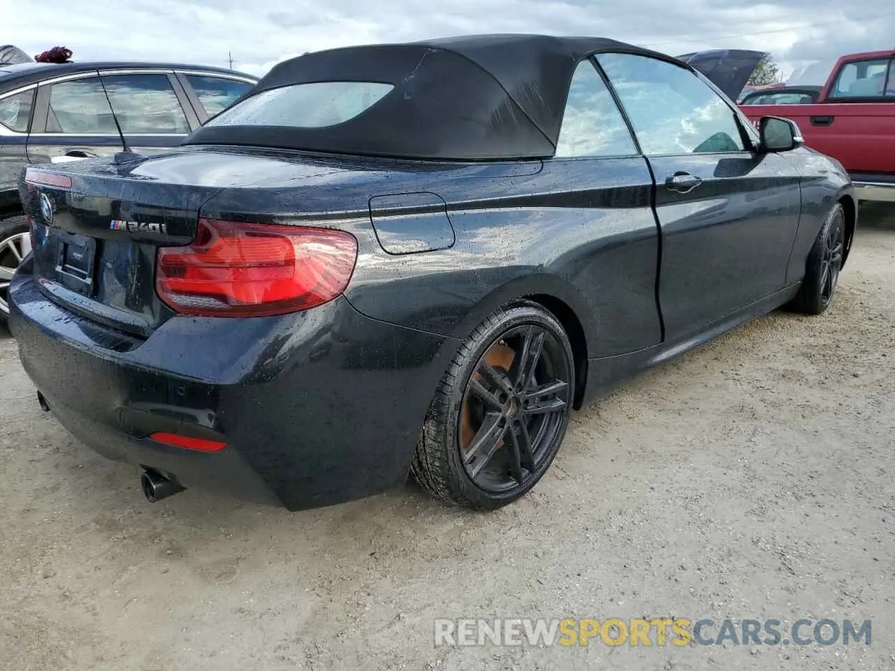 3 Photograph of a damaged car WBA2N3C01L7E04508 BMW M2 2020