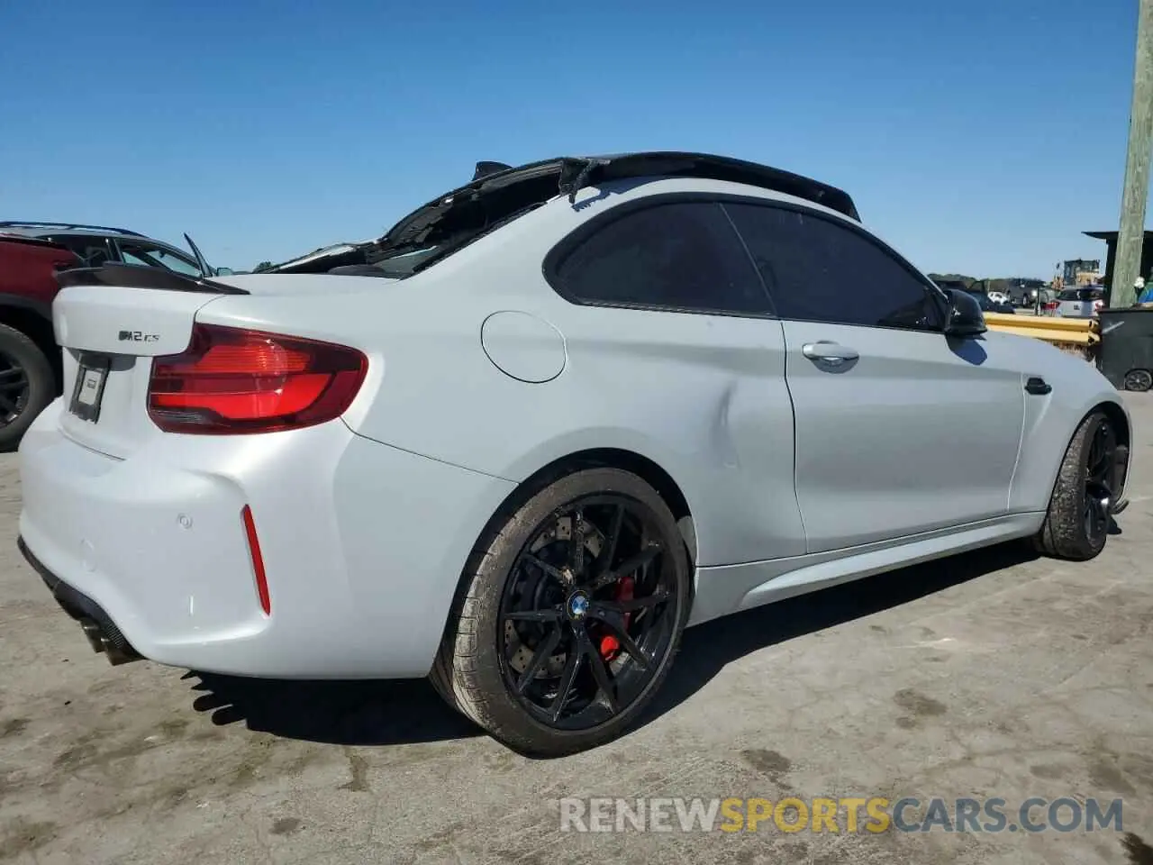 3 Photograph of a damaged car WBS1J3C09L7H44704 BMW M2 2020