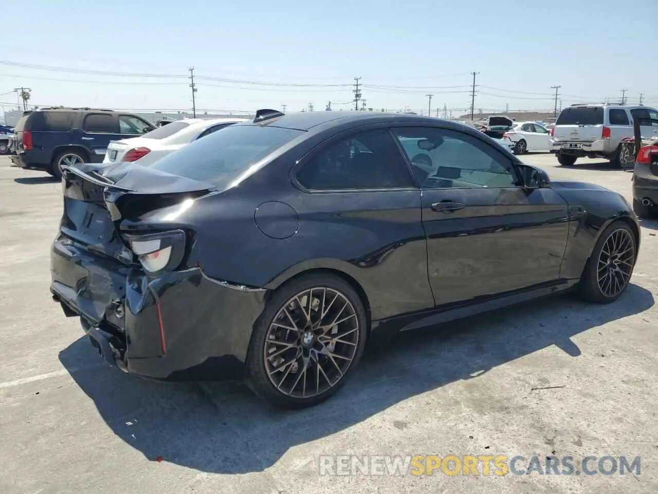 3 Photograph of a damaged car WBS2U7C00L7E16607 BMW M2 2020