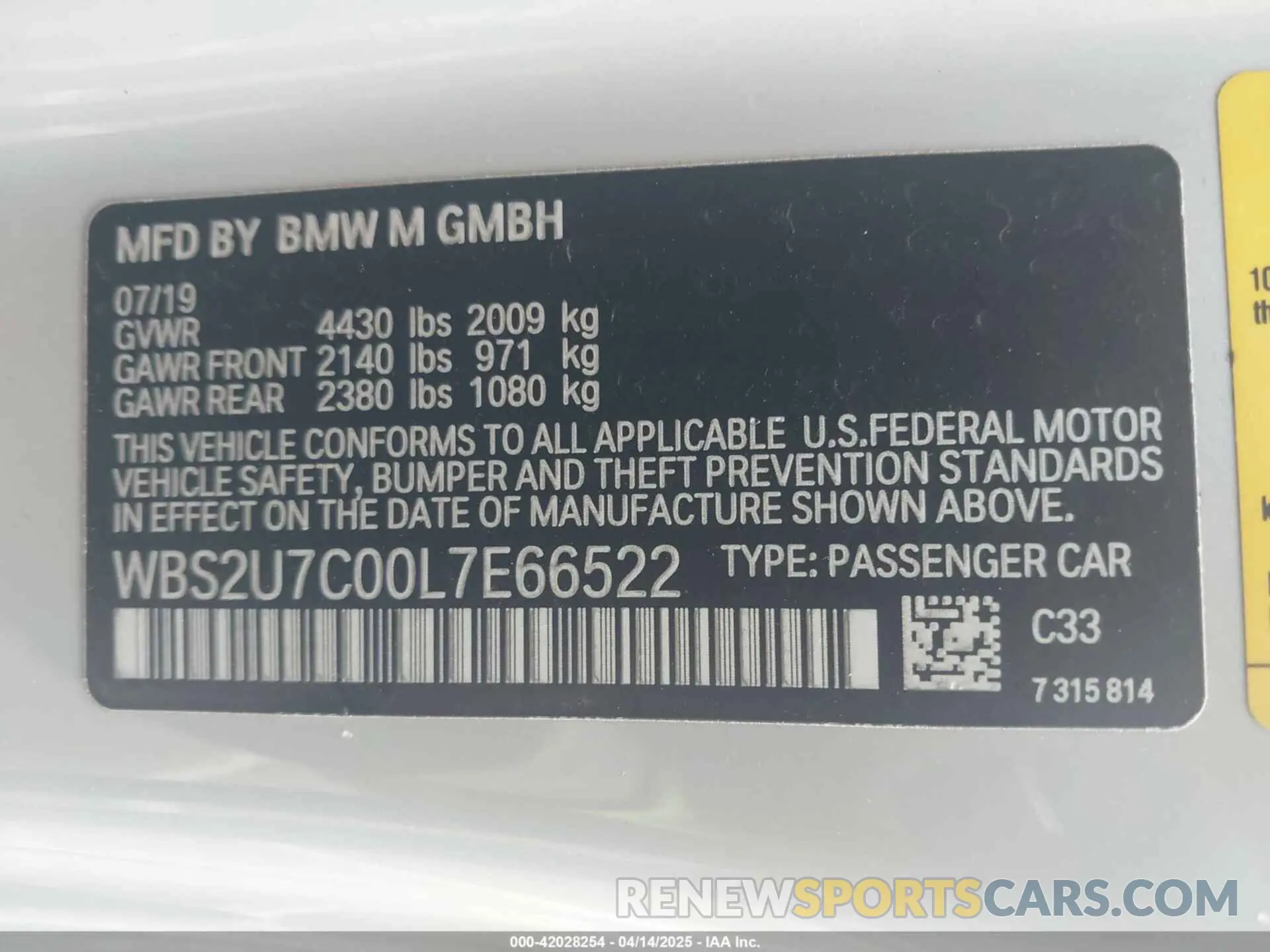 9 Photograph of a damaged car WBS2U7C00L7E66522 BMW M2 2020