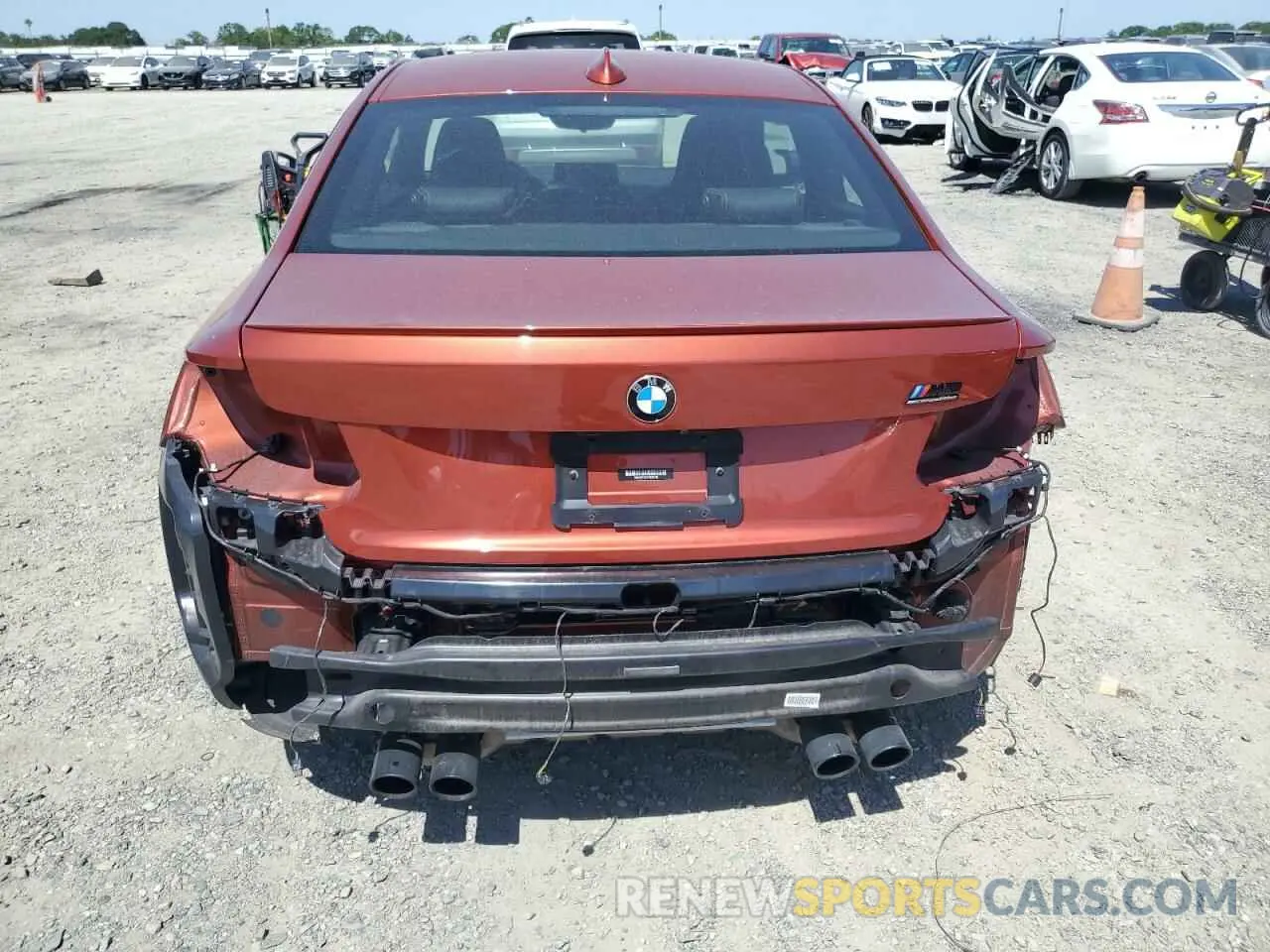 6 Photograph of a damaged car WBS2U7C01L7E35120 BMW M2 2020