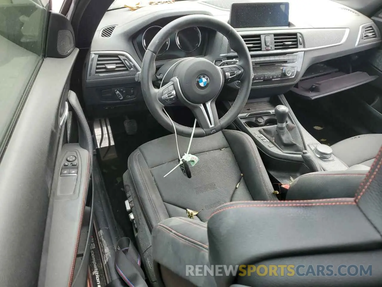 8 Photograph of a damaged car WBS2U7C02L7D66292 BMW M2 2020