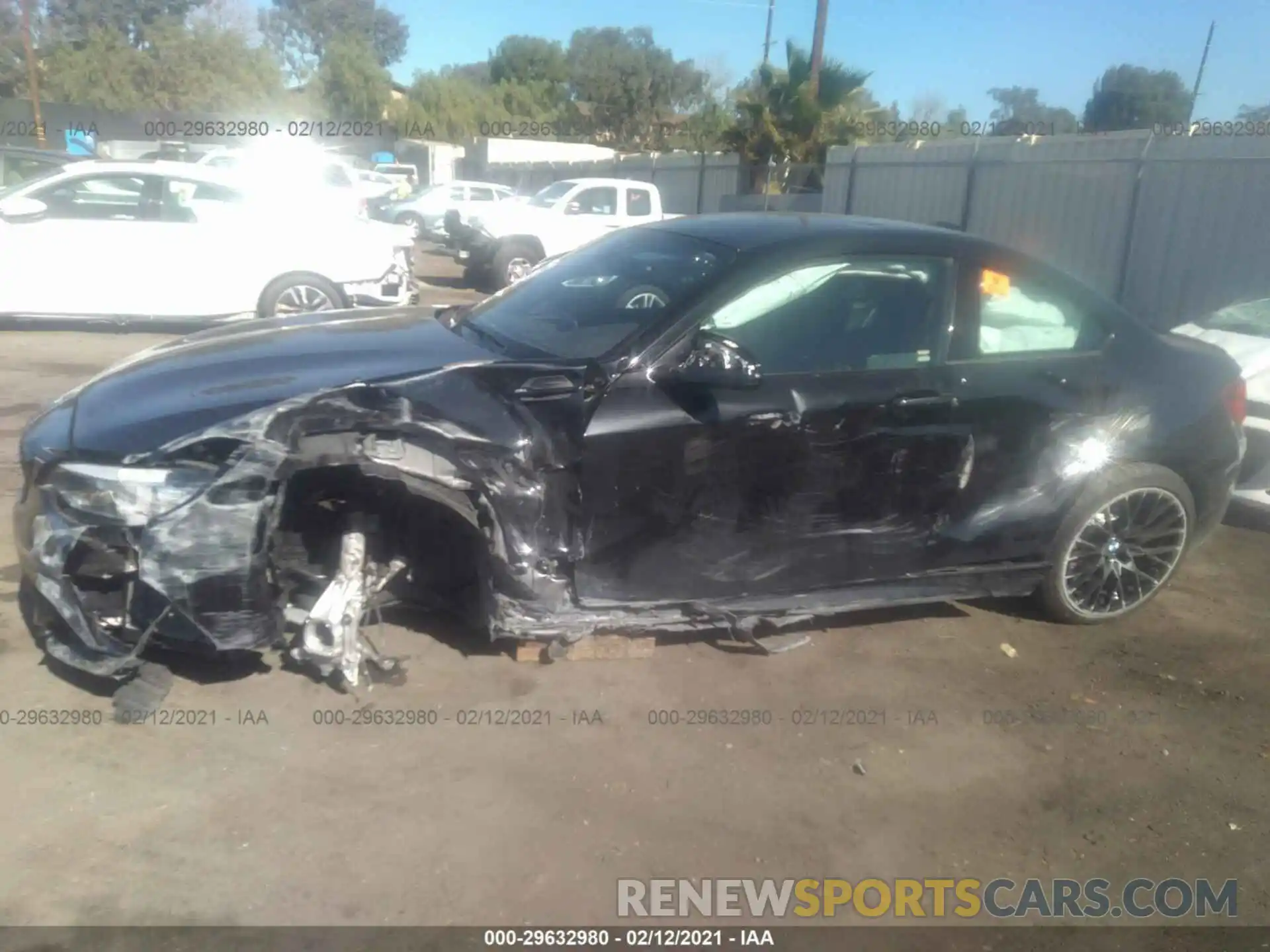 6 Photograph of a damaged car WBS2U7C02L7E17161 BMW M2 2020