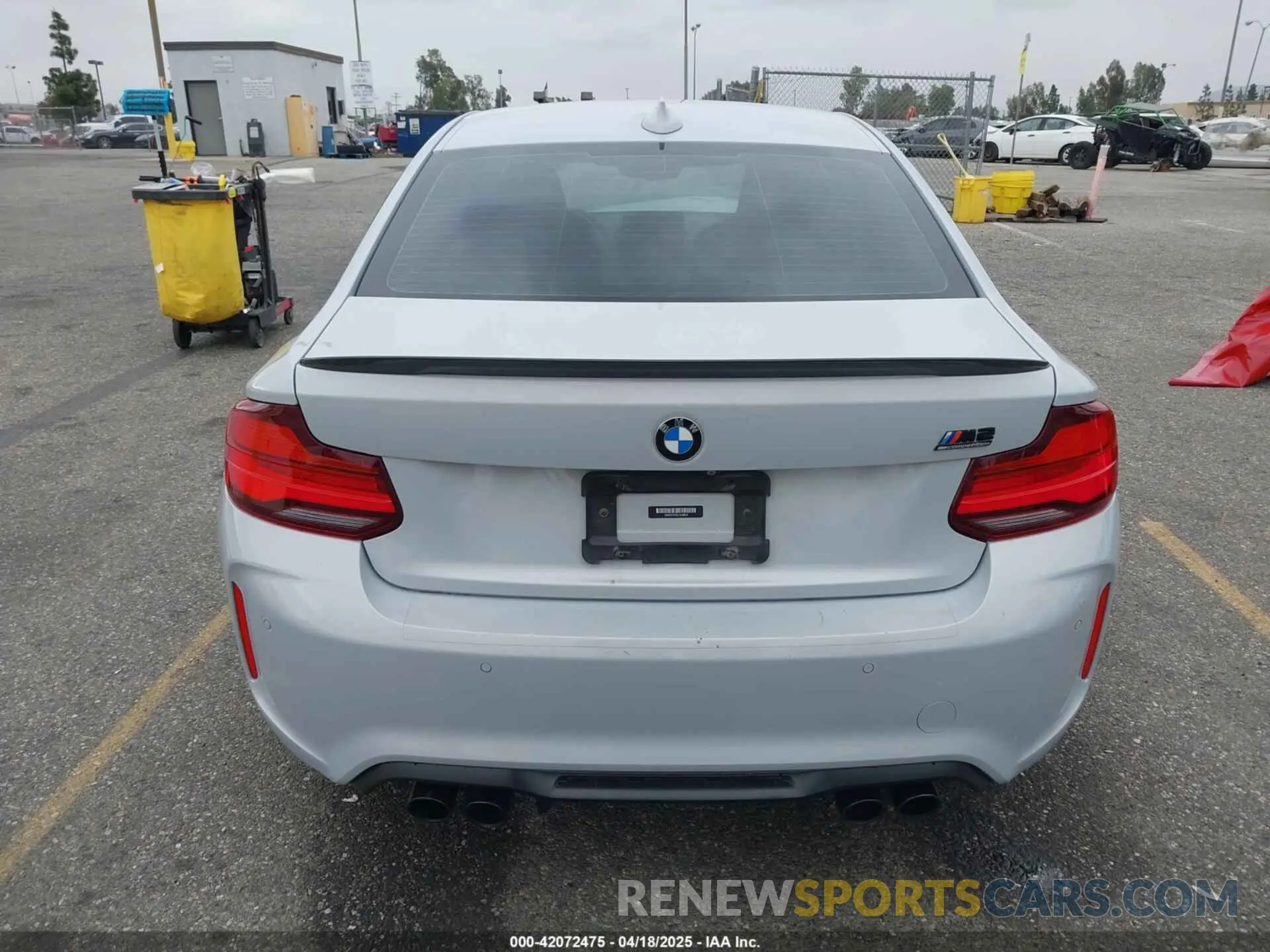 16 Photograph of a damaged car WBS2U7C03L7E39816 BMW M2 2020