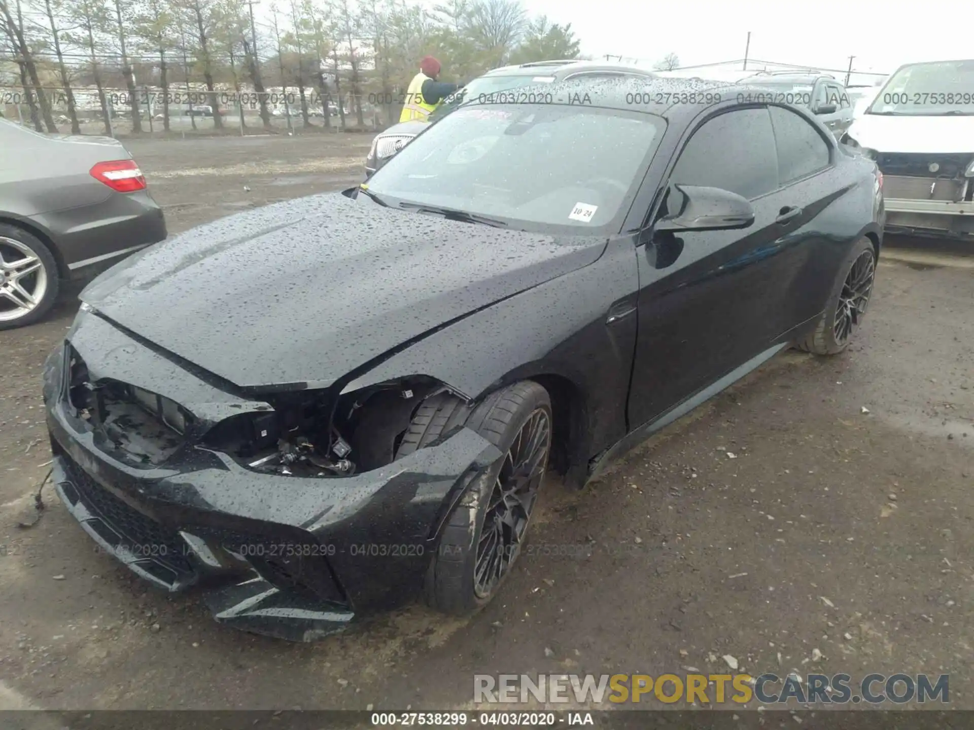 6 Photograph of a damaged car WBS2U7C09L7E83240 BMW M2 2020