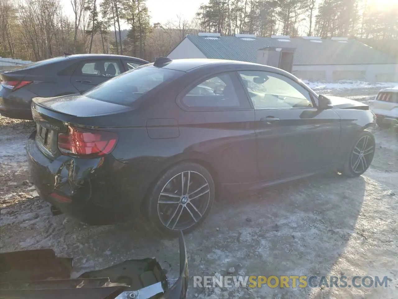 3 Photograph of a damaged car WBA2J7C00M7J48976 BMW M2 2021