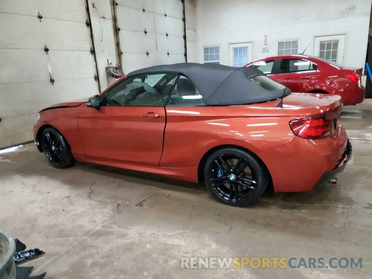 2 Photograph of a damaged car WBA2N3C03M7J73903 BMW M2 2021