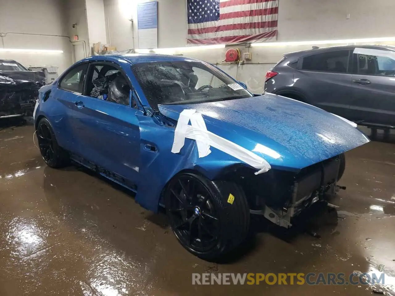 4 Photograph of a damaged car WBS2U7C00M7J09386 BMW M2 2021
