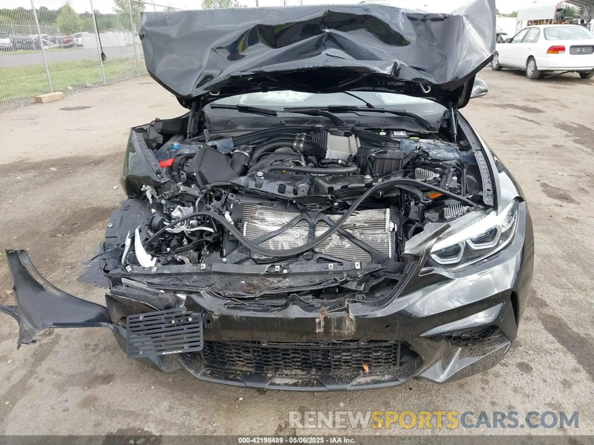 6 Photograph of a damaged car WBS2U7C00M7J64095 BMW M2 2021