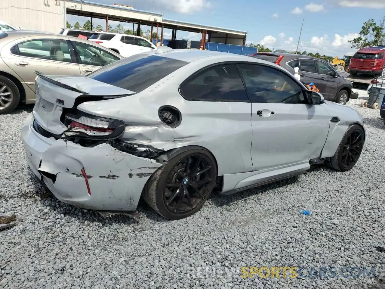 3 Photograph of a damaged car WBS2U7C01M7H70881 BMW M2 2021
