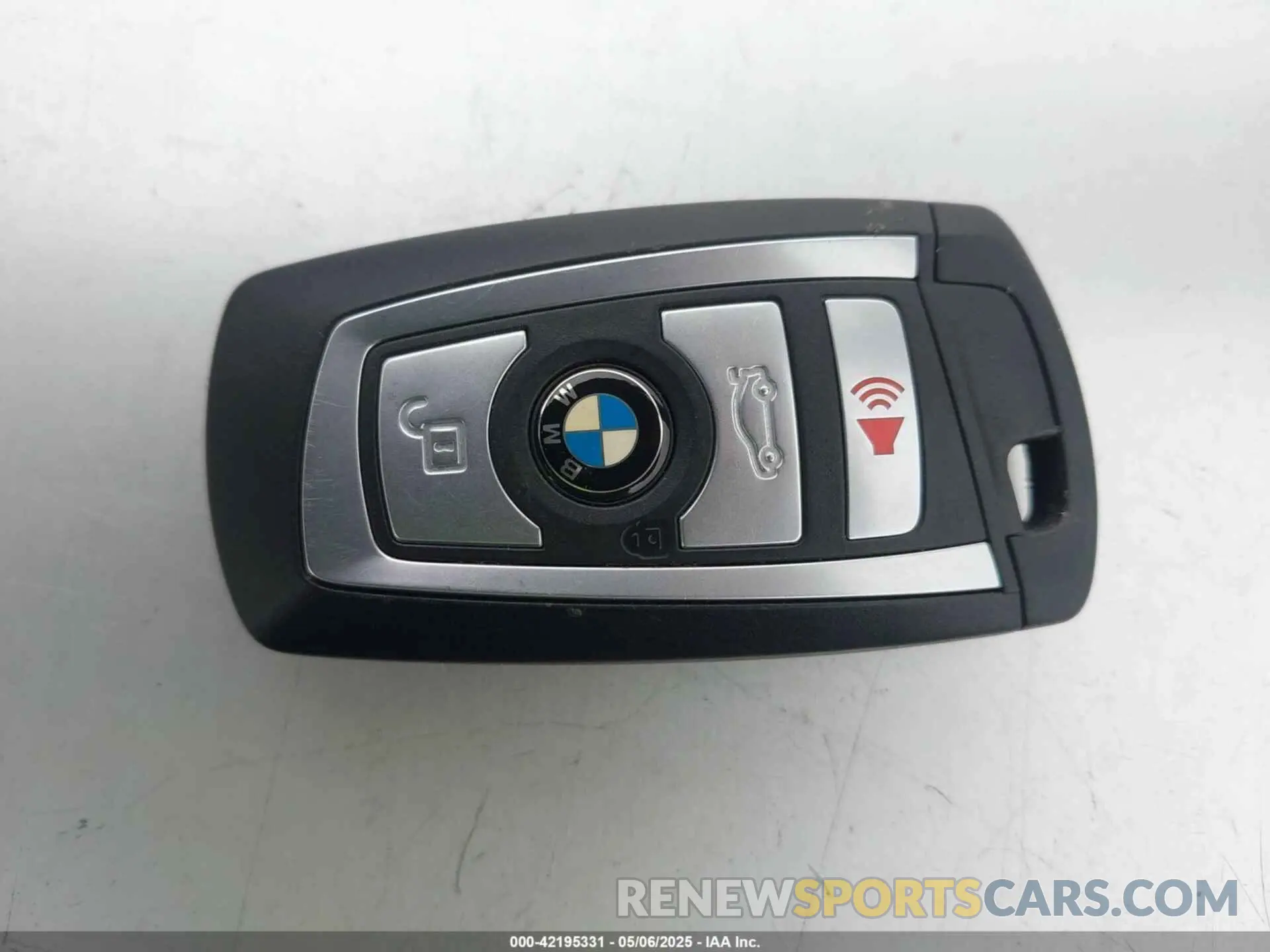 11 Photograph of a damaged car WBS2U7C01M7H72081 BMW M2 2021