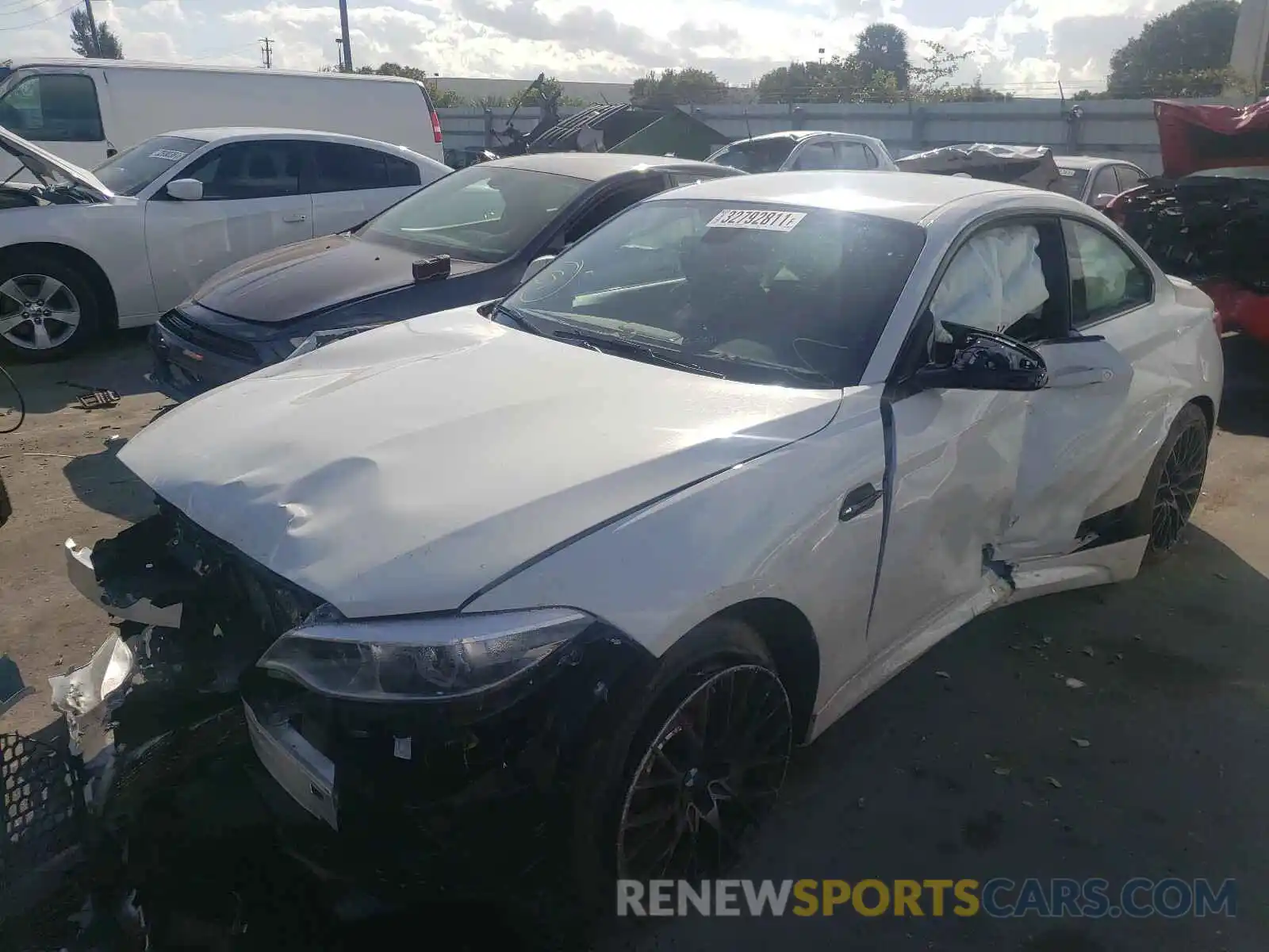 2 Photograph of a damaged car WBS2U7C02M7G71406 BMW M2 2021