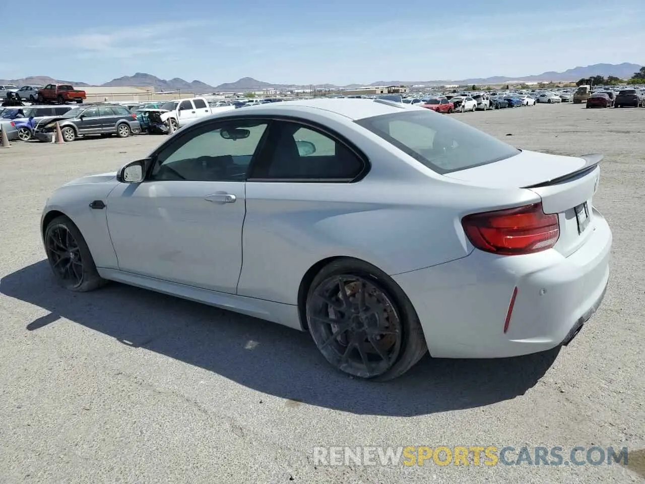 2 Photograph of a damaged car WBS2U7C03M7H79498 BMW M2 2021