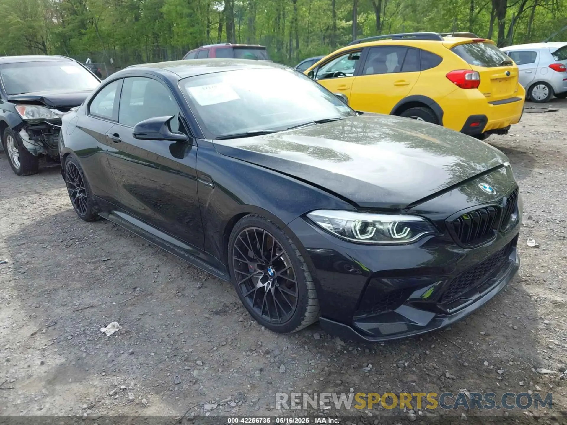 1 Photograph of a damaged car WBS2U7C05M7J18701 BMW M2 2021