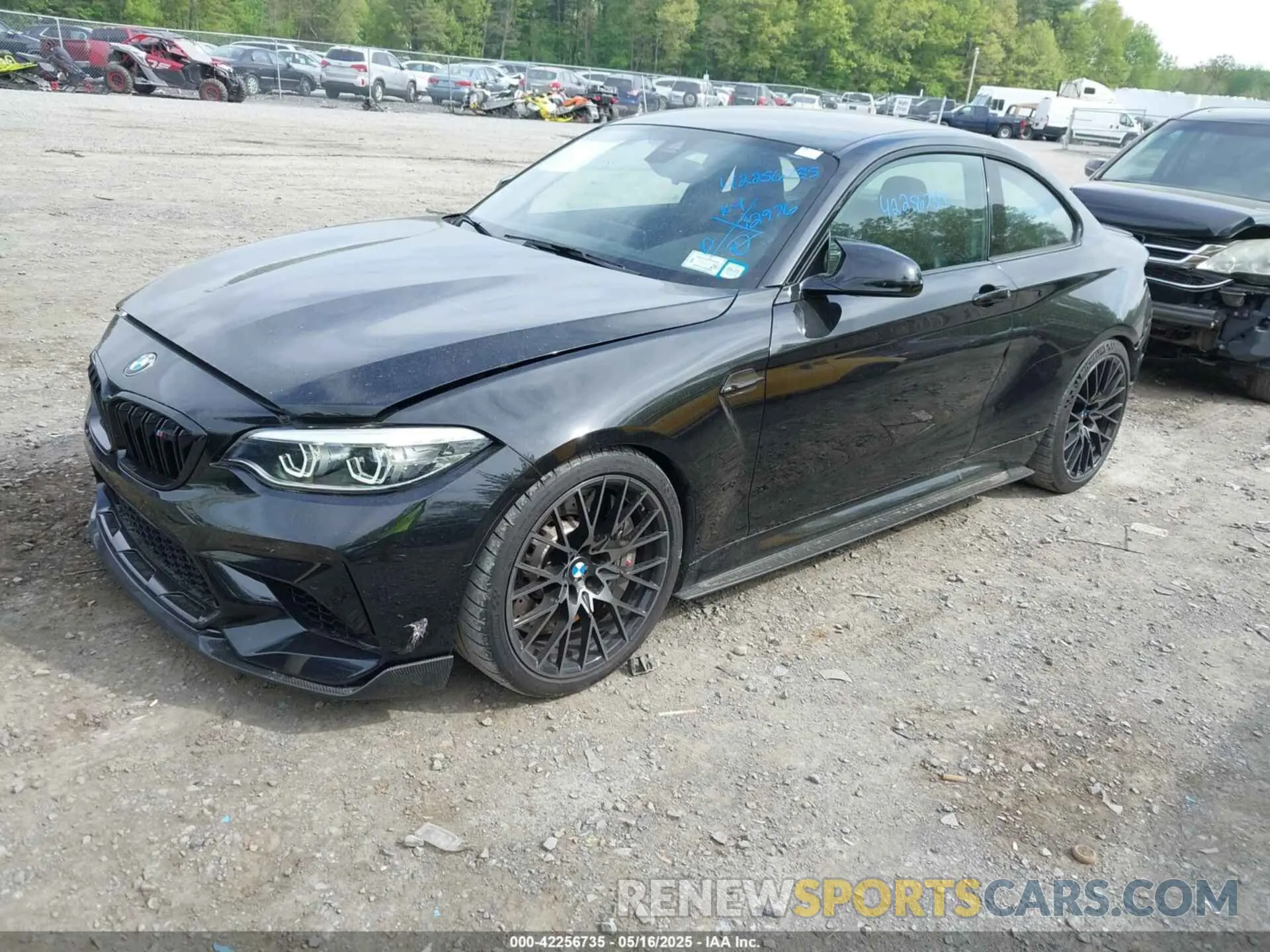 2 Photograph of a damaged car WBS2U7C05M7J18701 BMW M2 2021