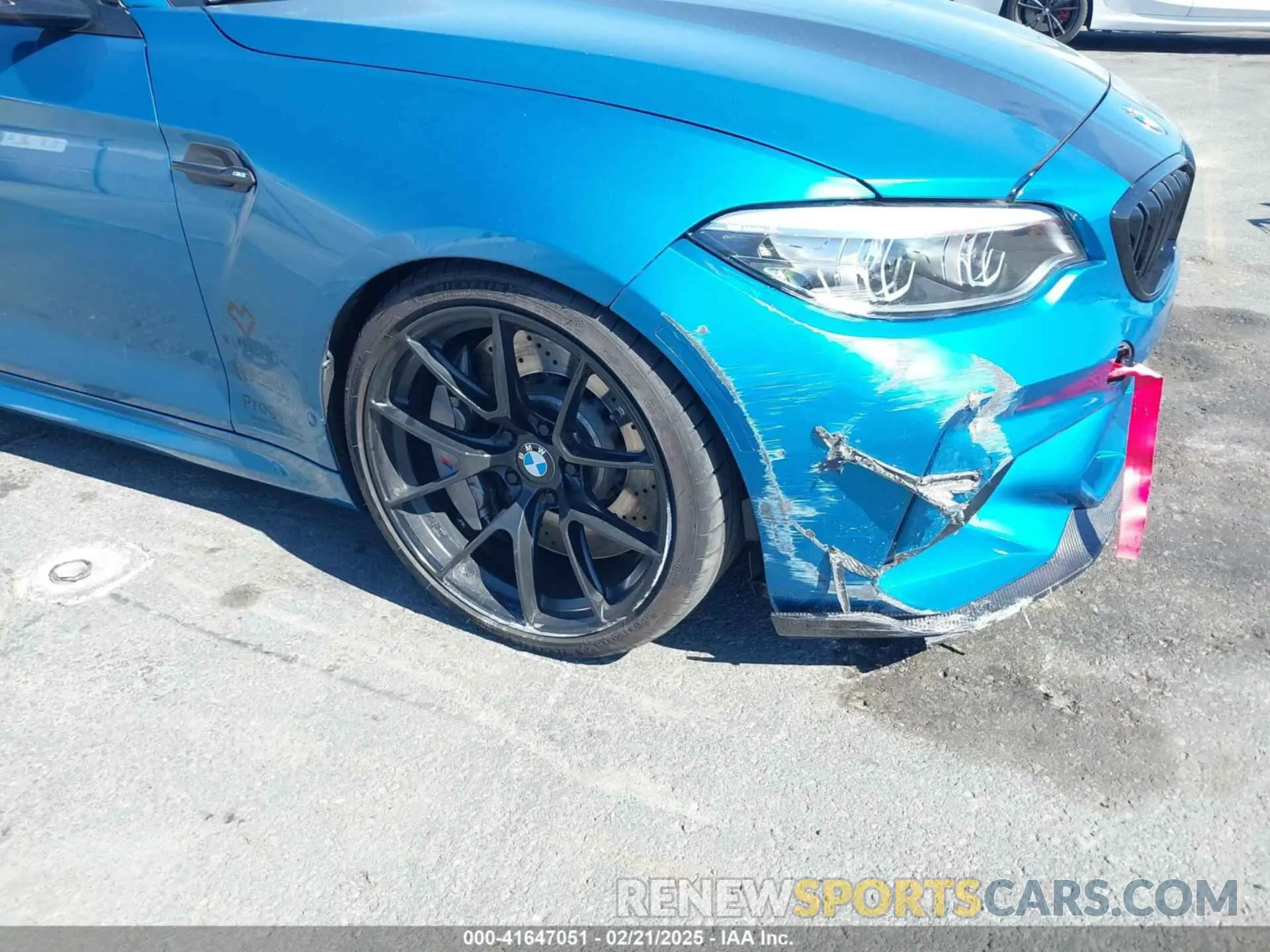6 Photograph of a damaged car WBS2U7C08M7J67360 BMW M2 2021