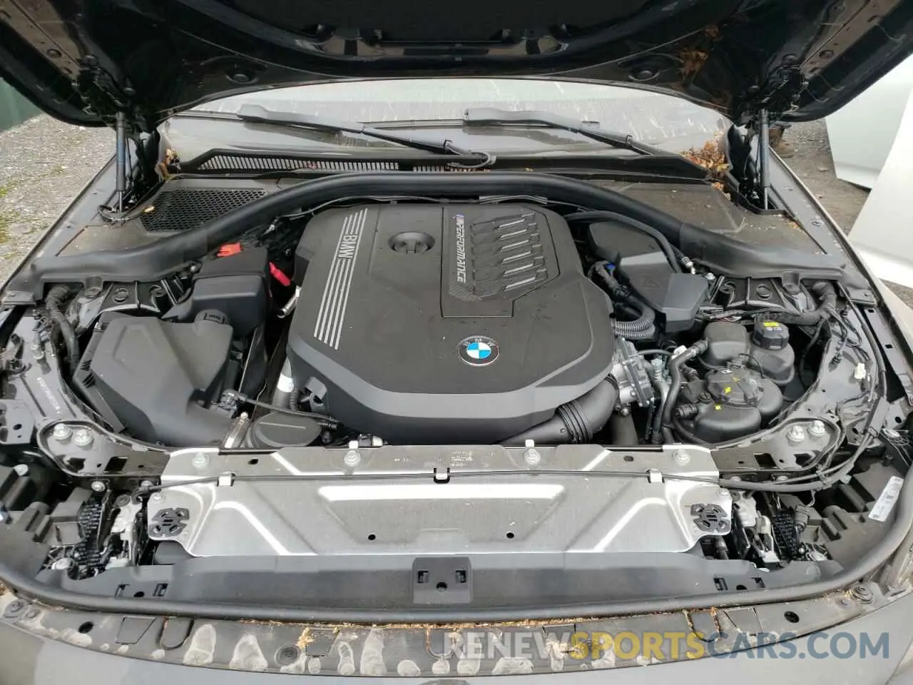 7 Photograph of a damaged car 3MW53CM06N8C55111 BMW M2 2022