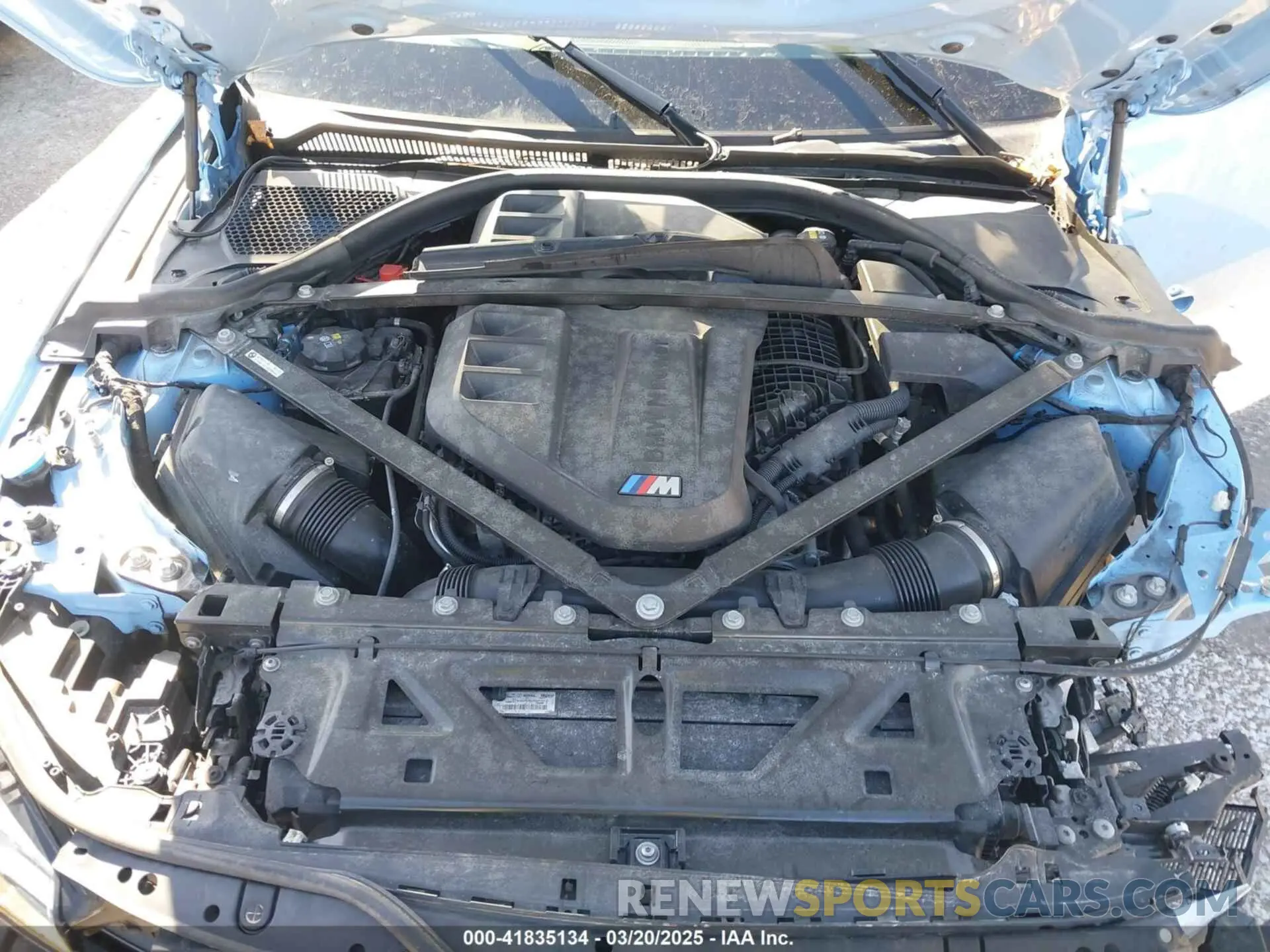 10 Photograph of a damaged car 3MF13DM00P8D18677 BMW M2 2023