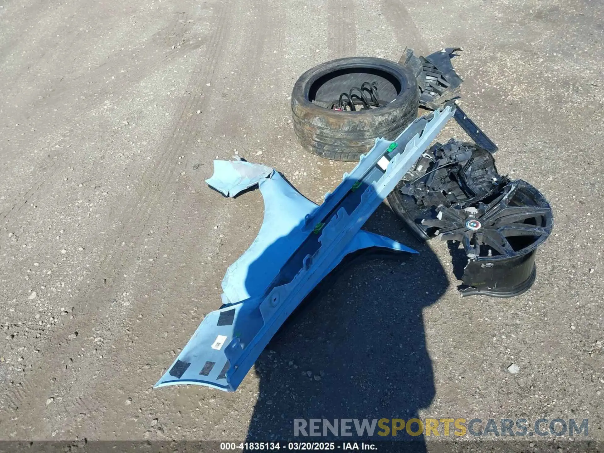 12 Photograph of a damaged car 3MF13DM00P8D18677 BMW M2 2023