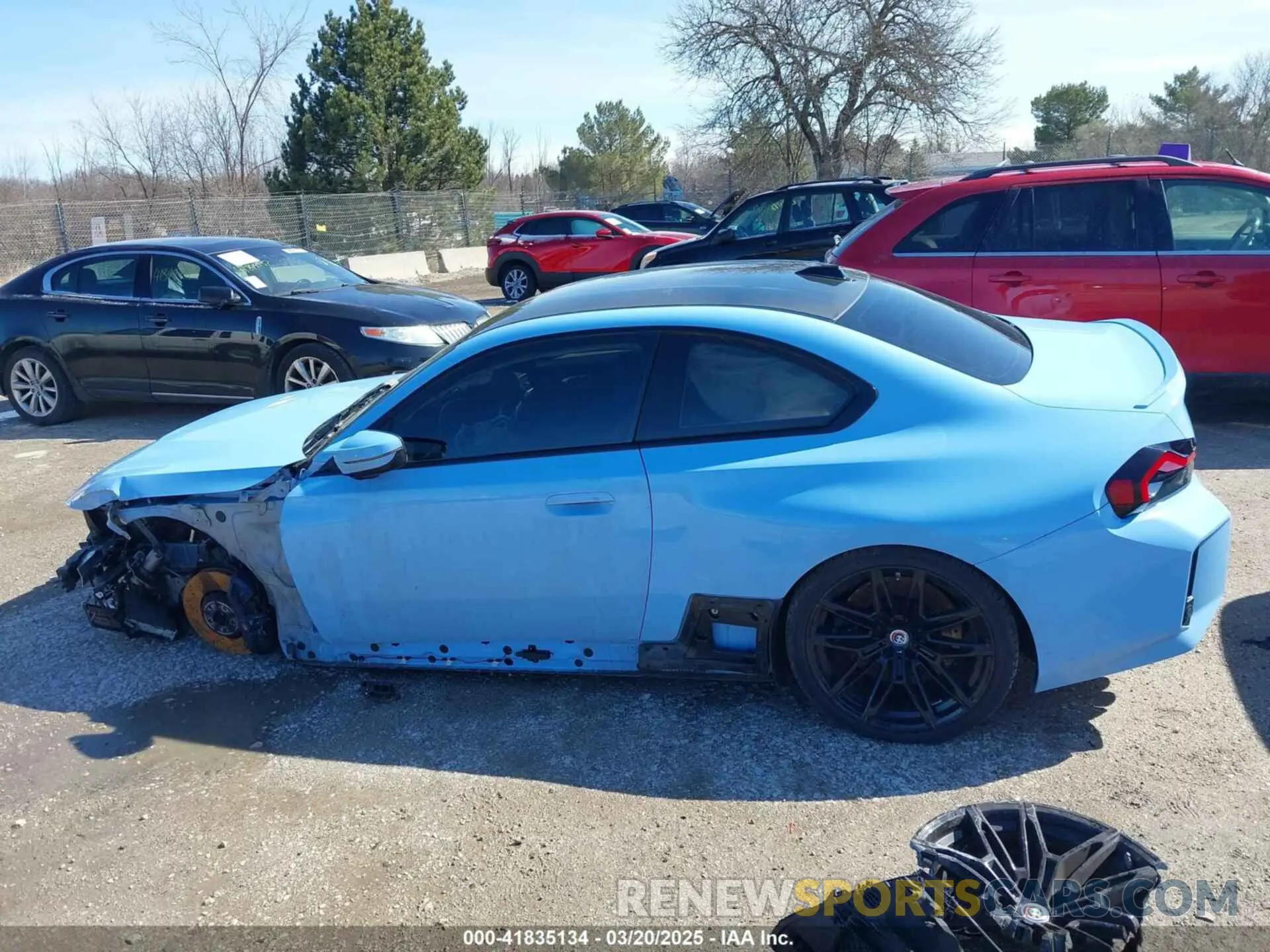 15 Photograph of a damaged car 3MF13DM00P8D18677 BMW M2 2023
