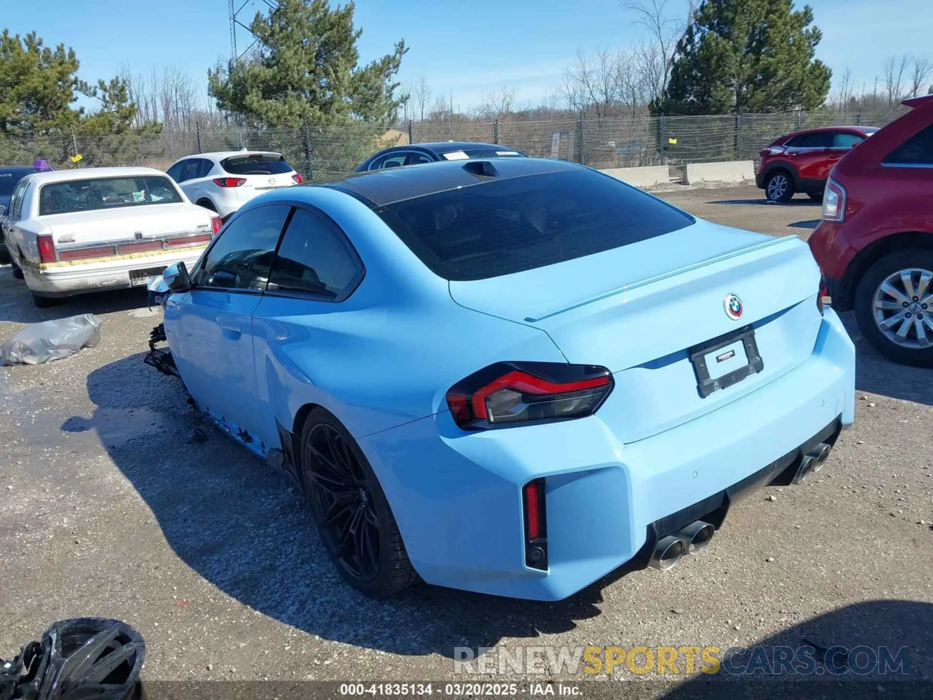 3 Photograph of a damaged car 3MF13DM00P8D18677 BMW M2 2023