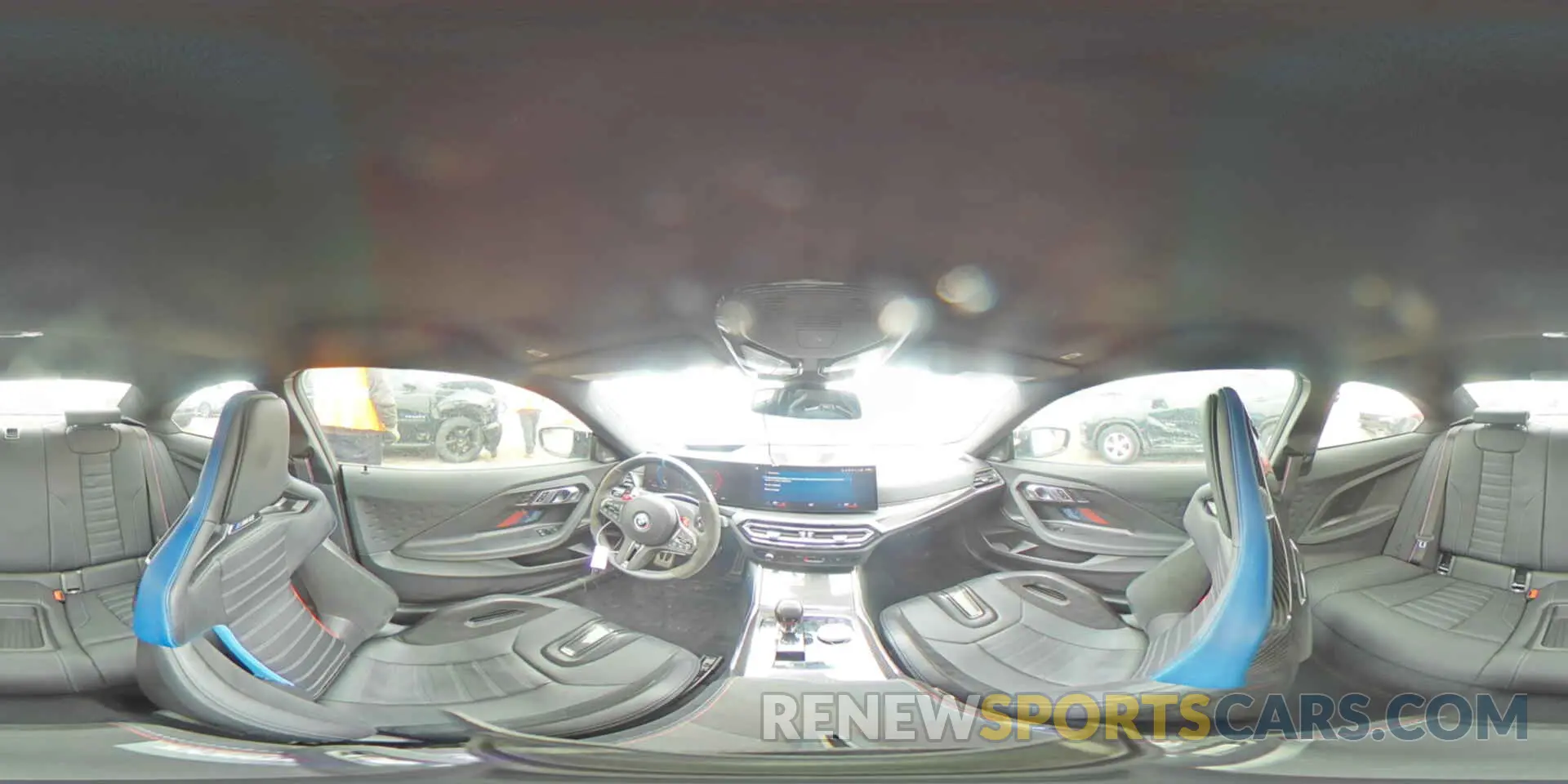 15 Photograph of a damaged car 3MF13DM00P8D30554 BMW M2 2023