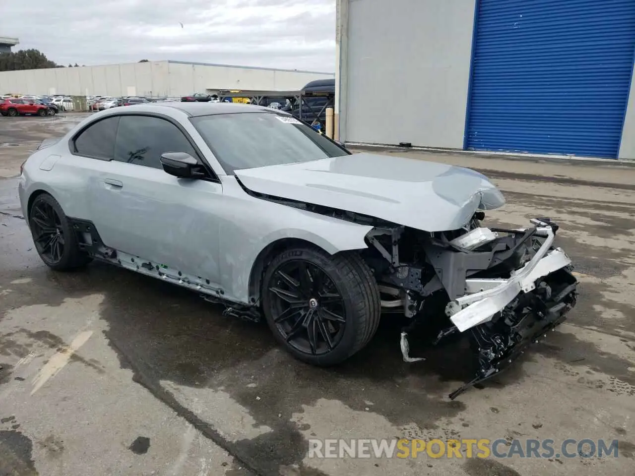 4 Photograph of a damaged car 3MF13DM08P8C92118 BMW M2 2023
