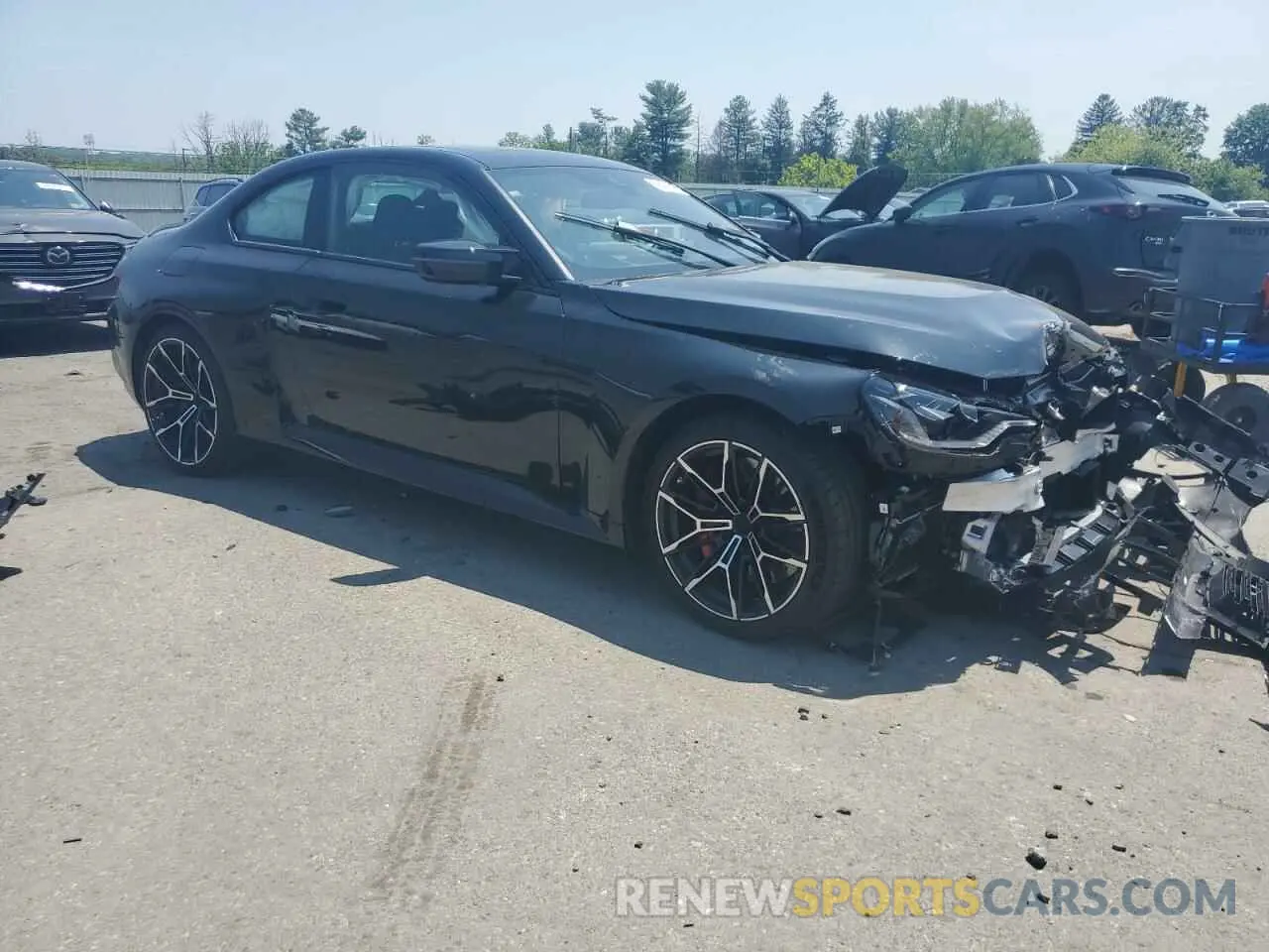 4 Photograph of a damaged car 3MF13DM08P8D39910 BMW M2 2023