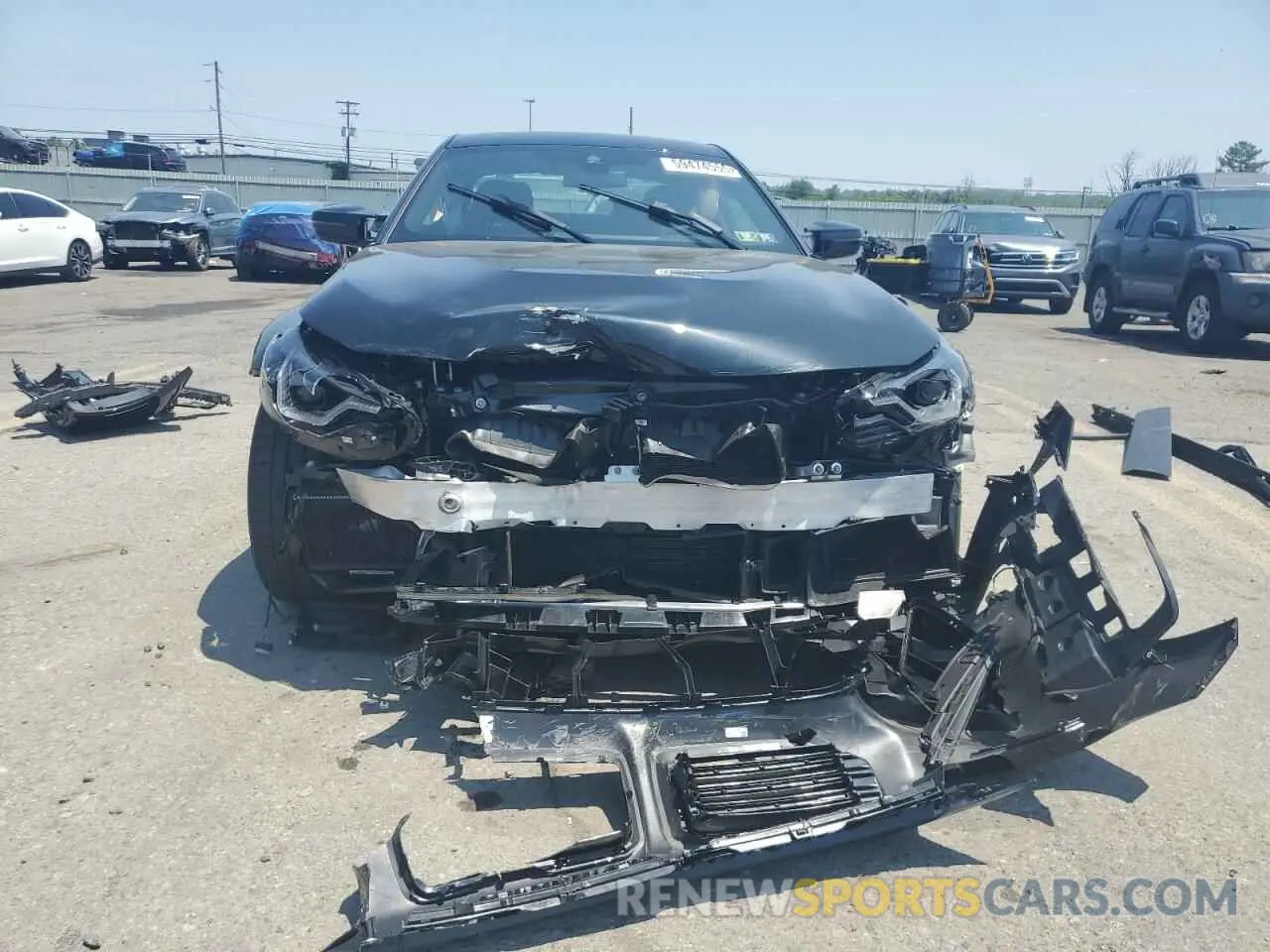 5 Photograph of a damaged car 3MF13DM08P8D39910 BMW M2 2023