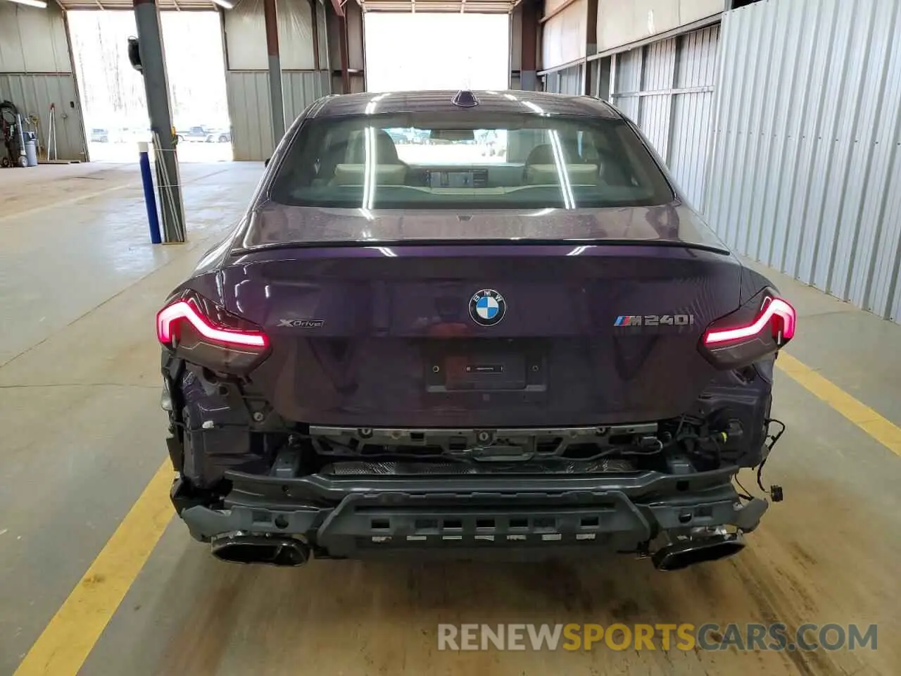 6 Photograph of a damaged car 3MW53CM01P8D55720 BMW M2 2023