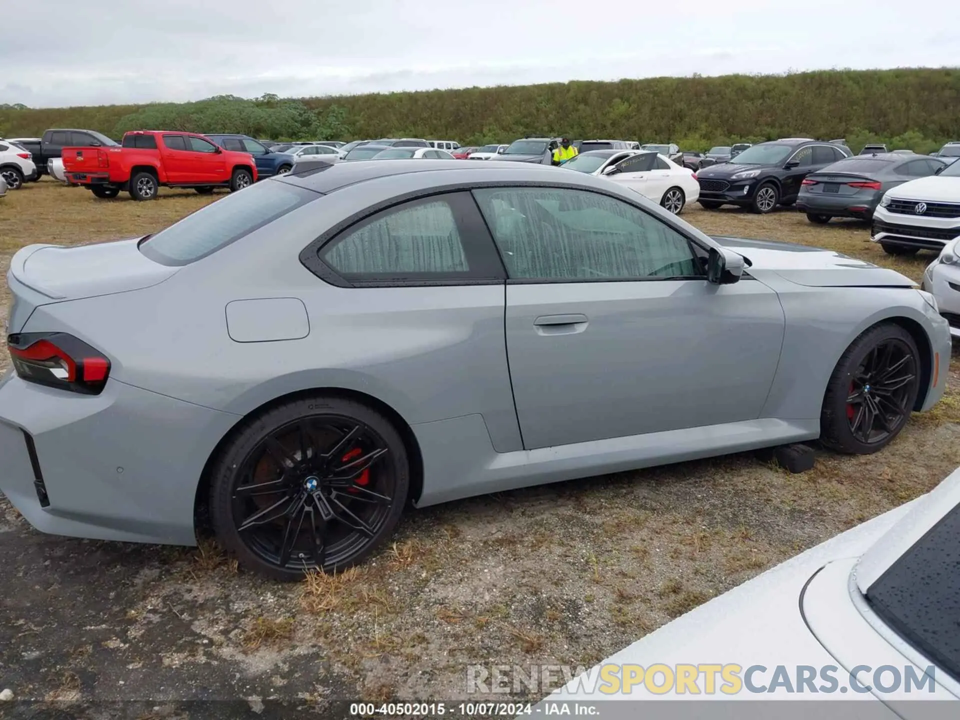 13 Photograph of a damaged car 3MF13DM00R8E20435 BMW M2 2024