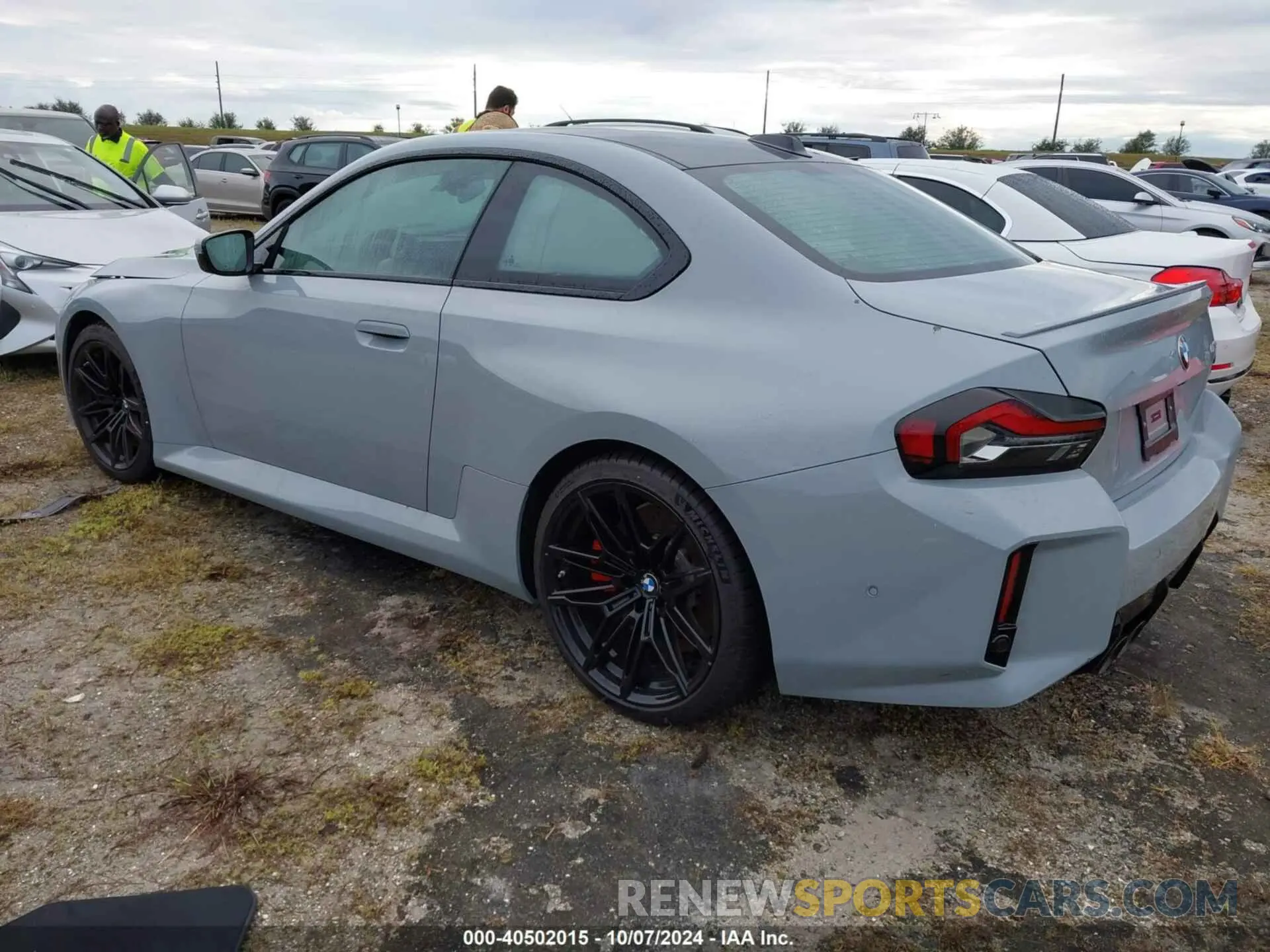 3 Photograph of a damaged car 3MF13DM00R8E20435 BMW M2 2024